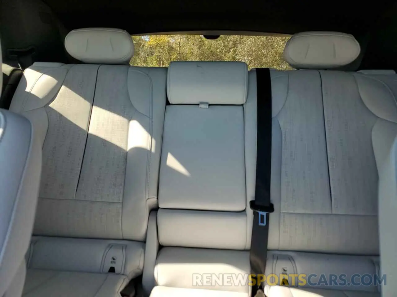 10 Photograph of a damaged car 1GYKPTRK4RZ129937 CADILLAC LYRIQ SPOR 2024