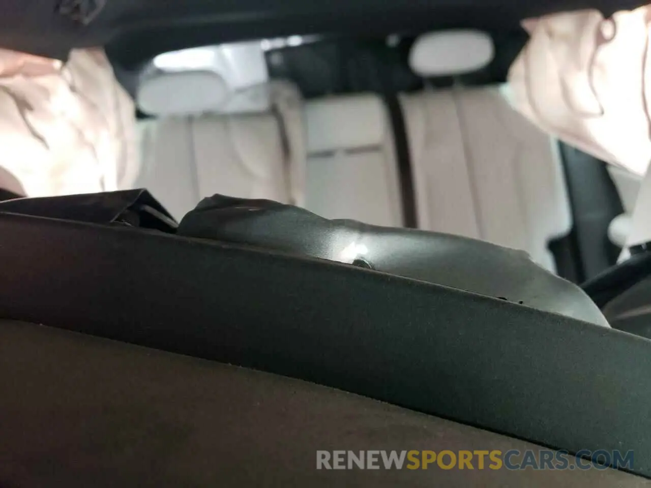 10 Photograph of a damaged car 1GYKPTRL8RZ109747 CADILLAC LYRIQ SPOR 2024