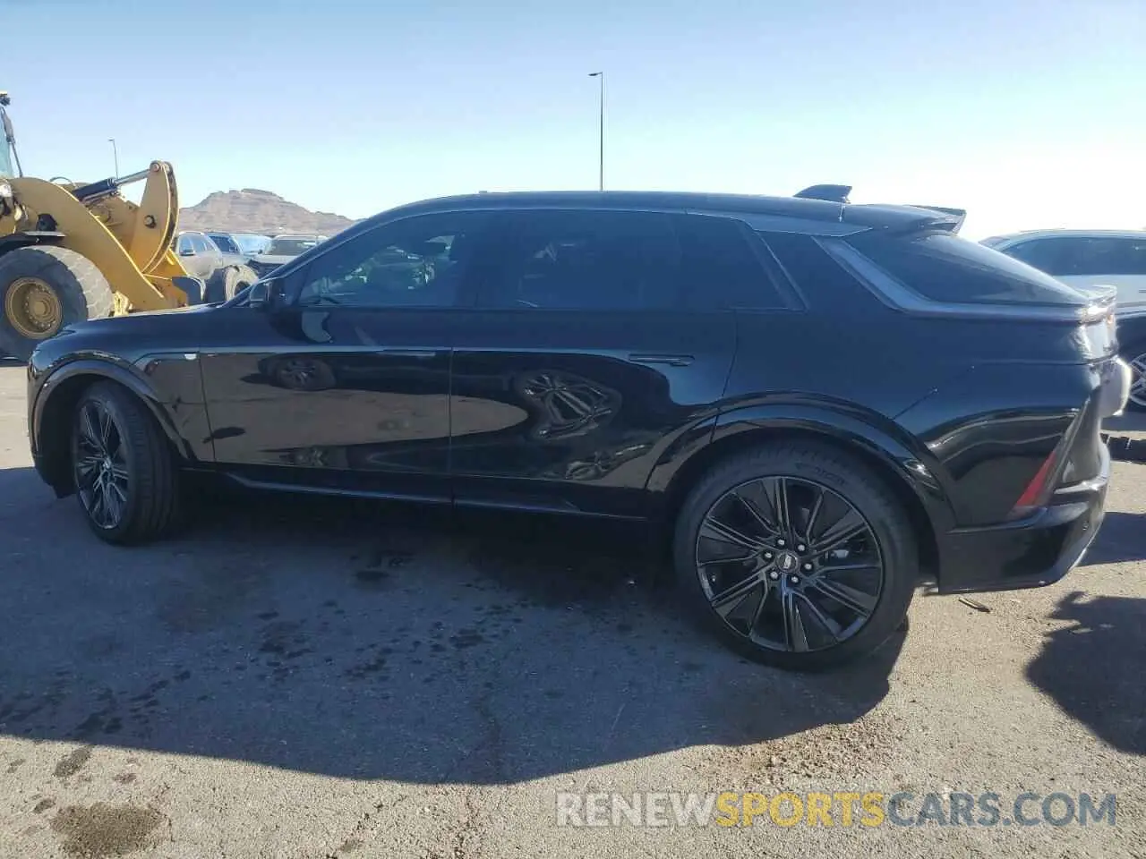 2 Photograph of a damaged car 1GYKPWRL2RZ128893 CADILLAC LYRIQ SPOR 2024