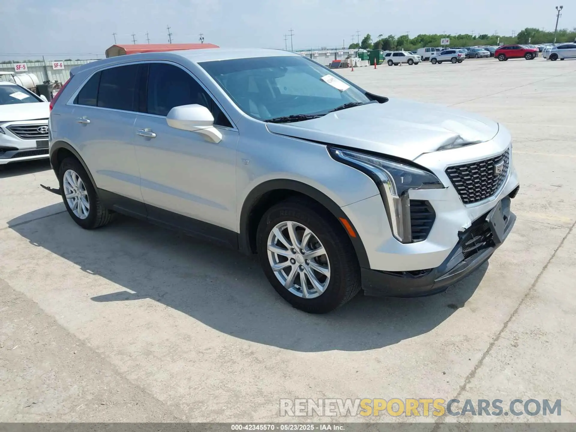 1 Photograph of a damaged car 1GYAZAR43KF144836 CADILLAC XT4 2019