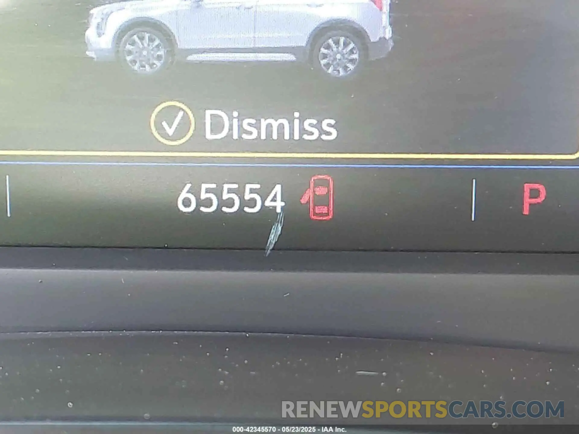 15 Photograph of a damaged car 1GYAZAR43KF144836 CADILLAC XT4 2019