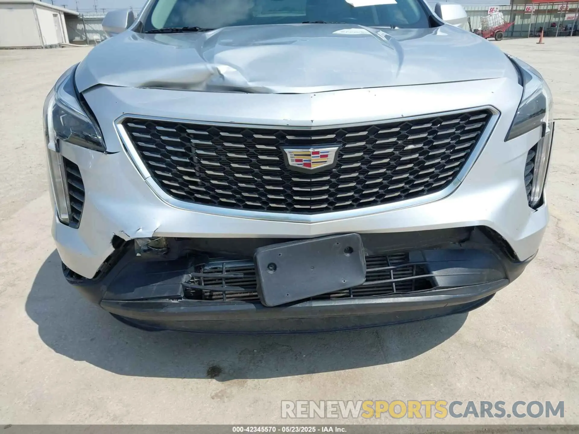 6 Photograph of a damaged car 1GYAZAR43KF144836 CADILLAC XT4 2019