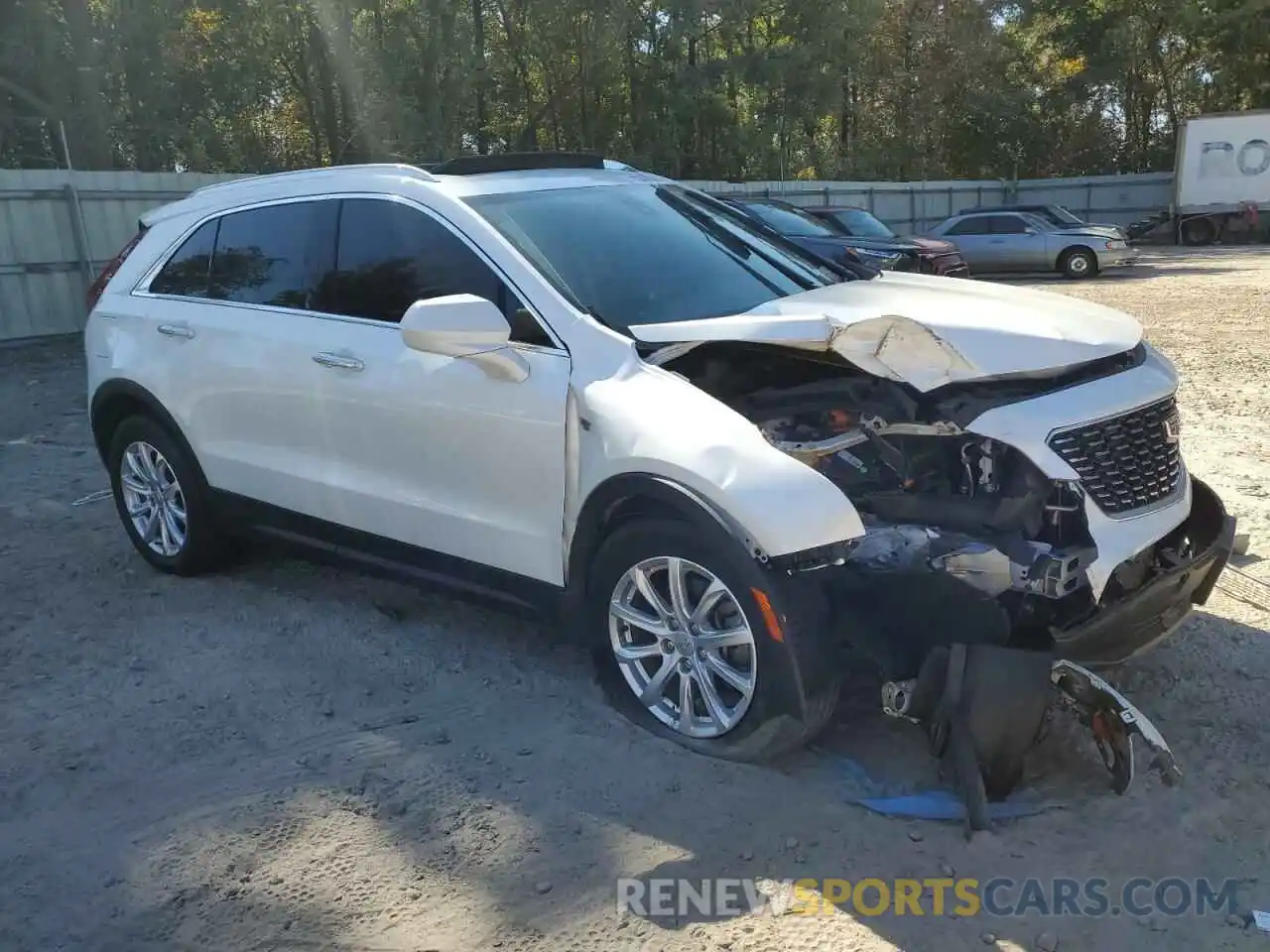 4 Photograph of a damaged car 1GYAZAR45KF110798 CADILLAC XT4 2019