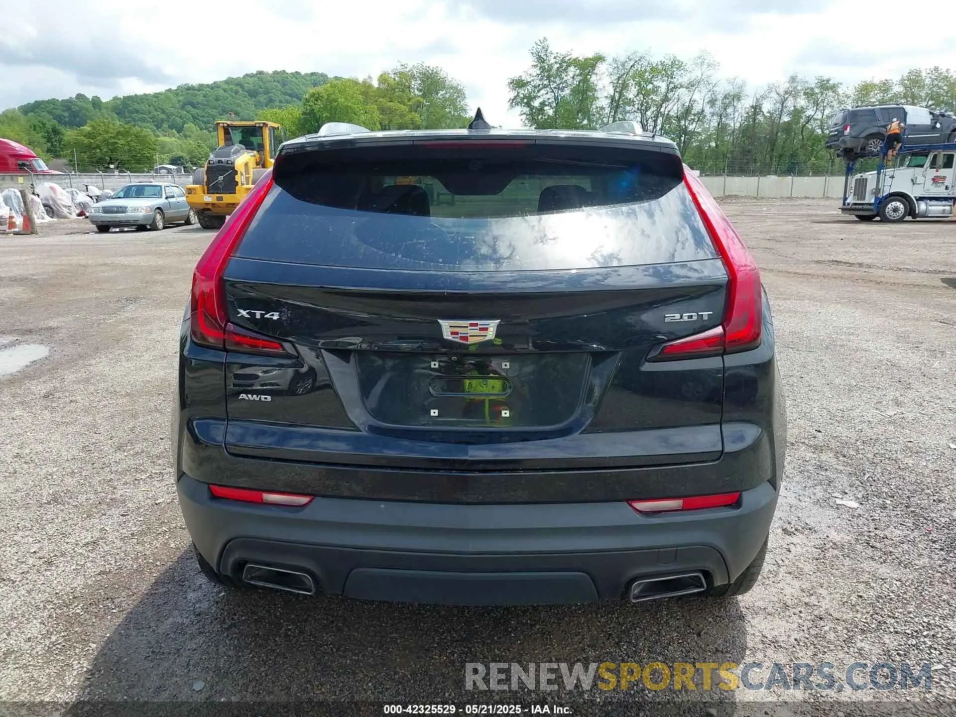 16 Photograph of a damaged car 1GYFZBR41KF150209 CADILLAC XT4 2019