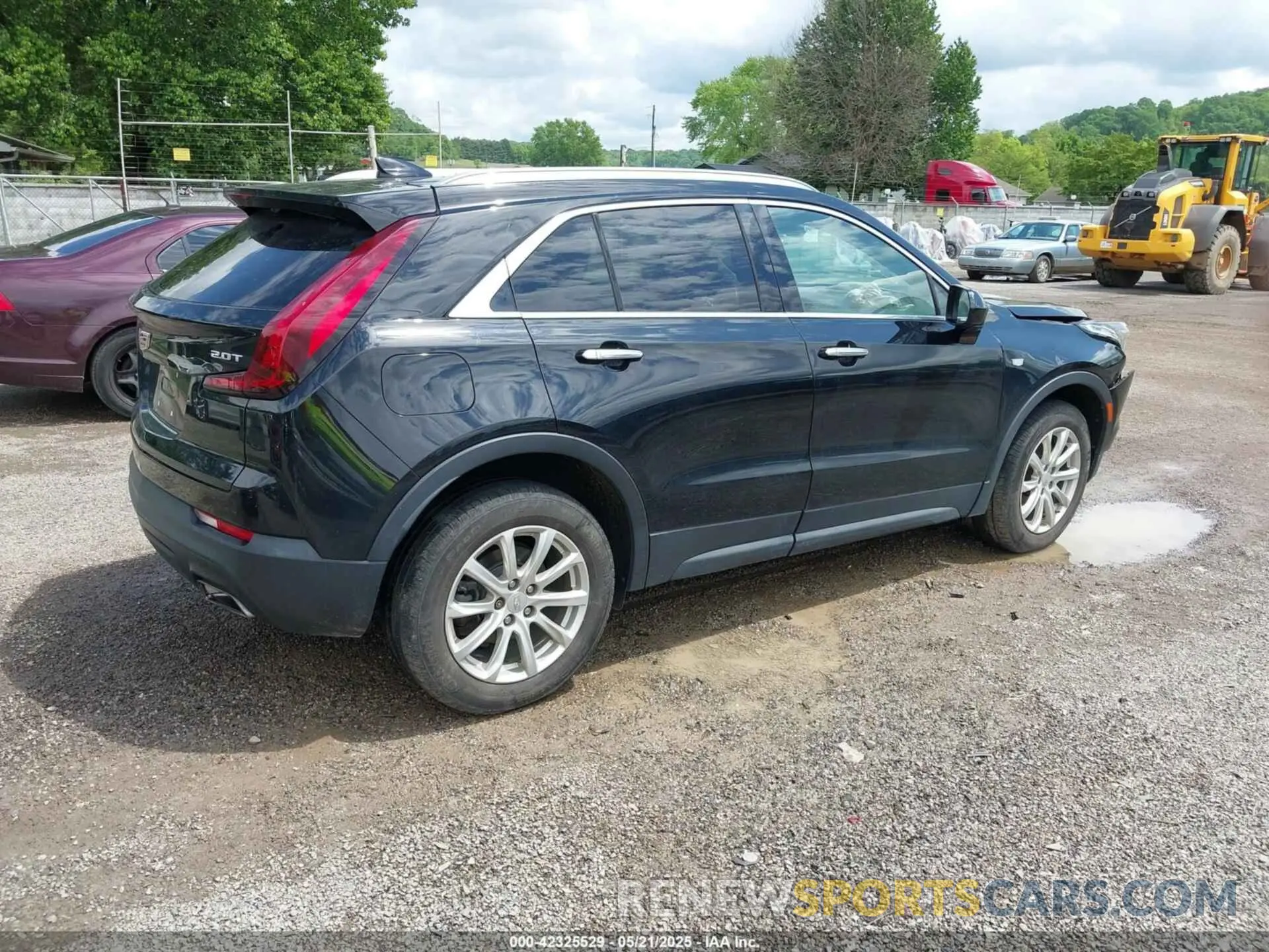 4 Photograph of a damaged car 1GYFZBR41KF150209 CADILLAC XT4 2019