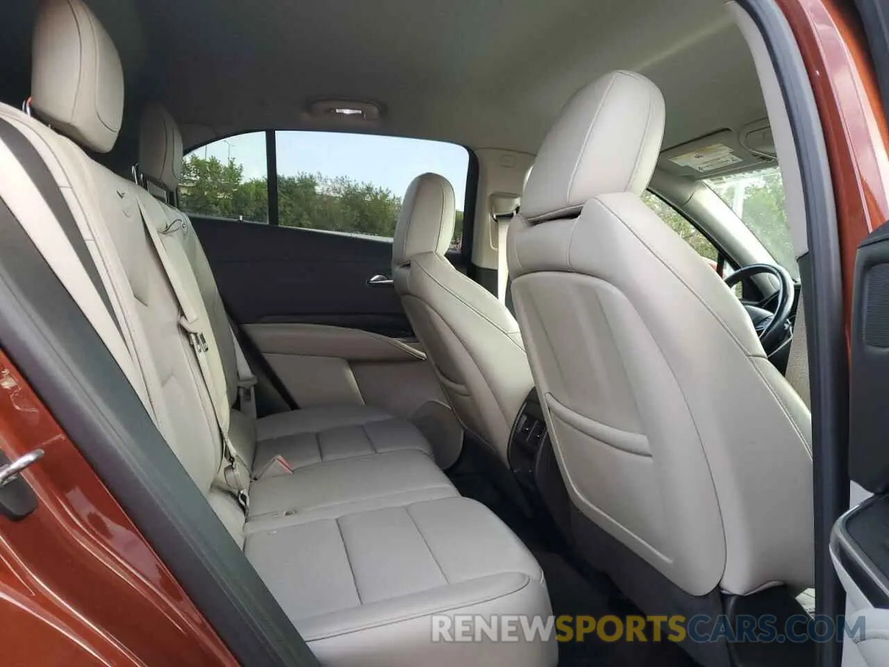 11 Photograph of a damaged car 1GYFZCR40KF180047 CADILLAC XT4 2019