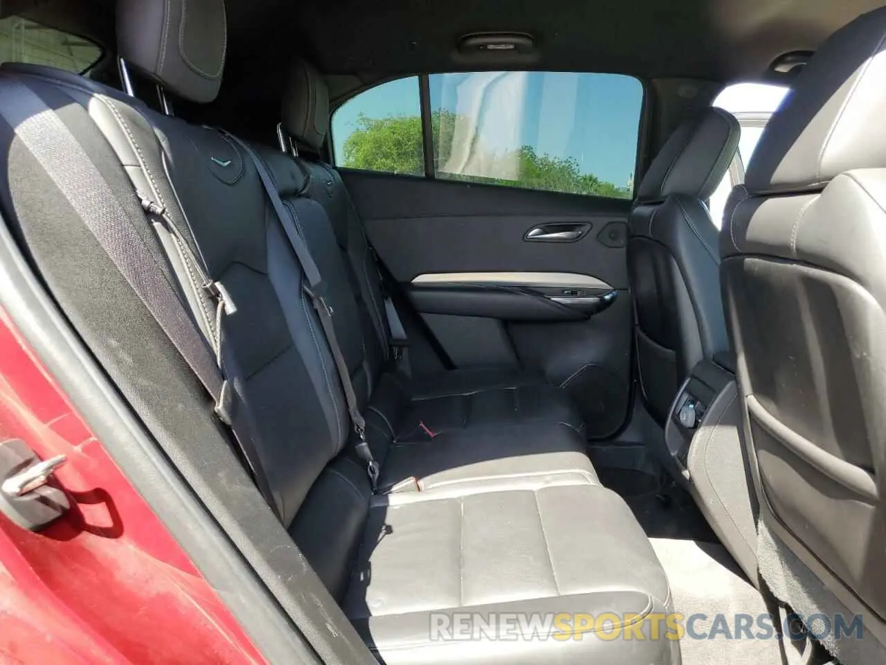 11 Photograph of a damaged car 1GYFZCR40KF218912 CADILLAC XT4 2019
