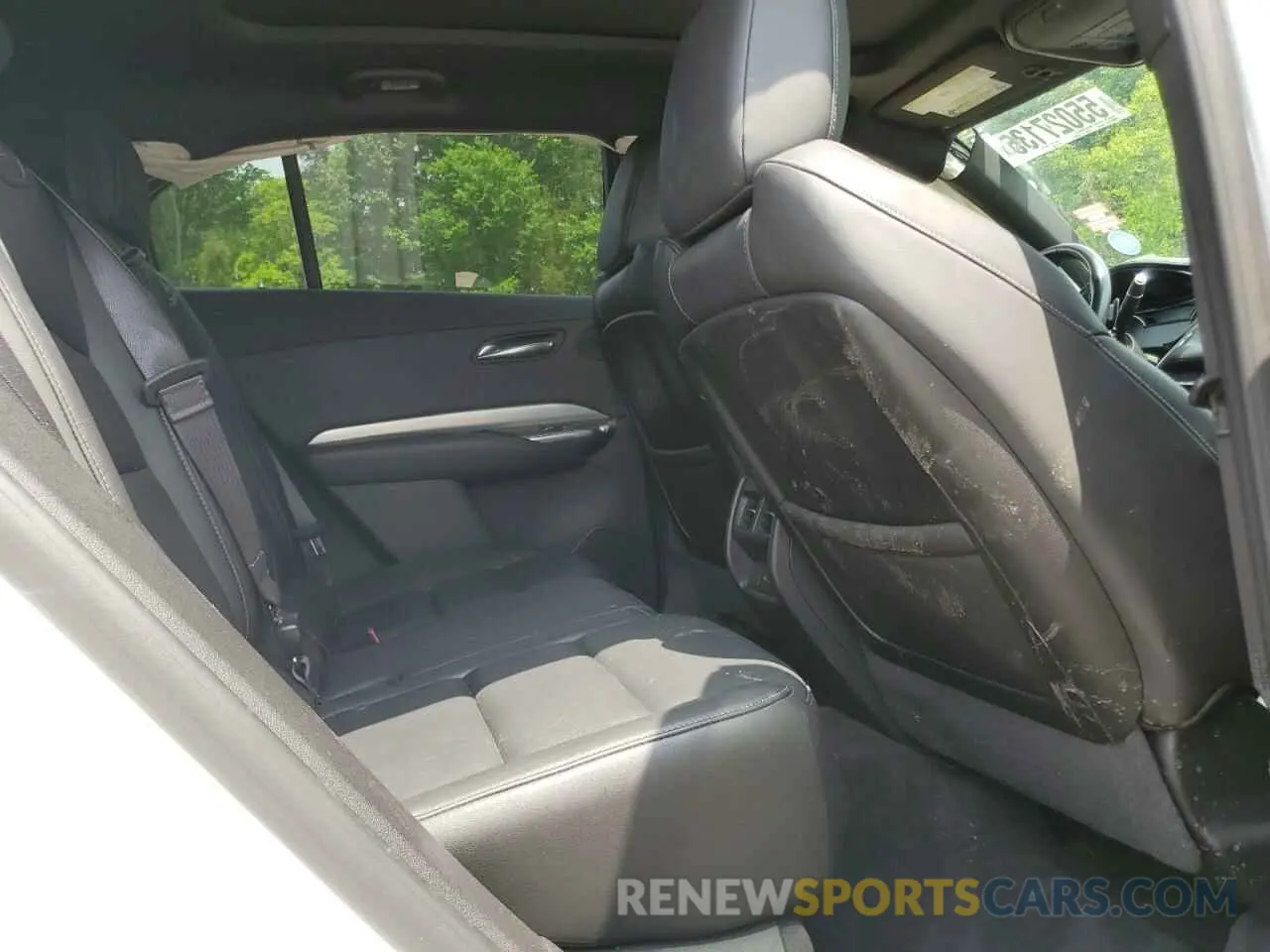 11 Photograph of a damaged car 1GYFZCR41KF127888 CADILLAC XT4 2019