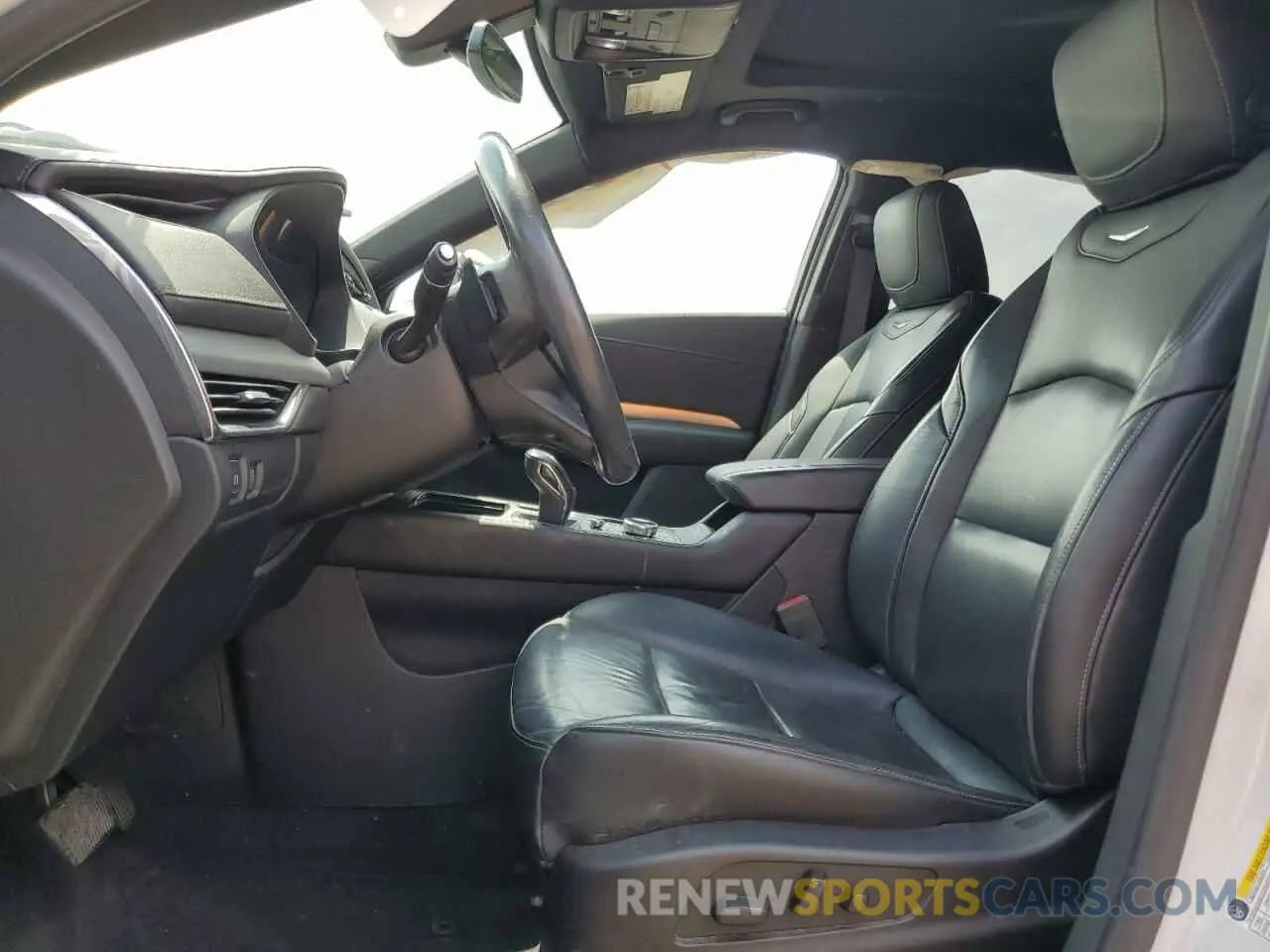 7 Photograph of a damaged car 1GYFZCR41KF127888 CADILLAC XT4 2019