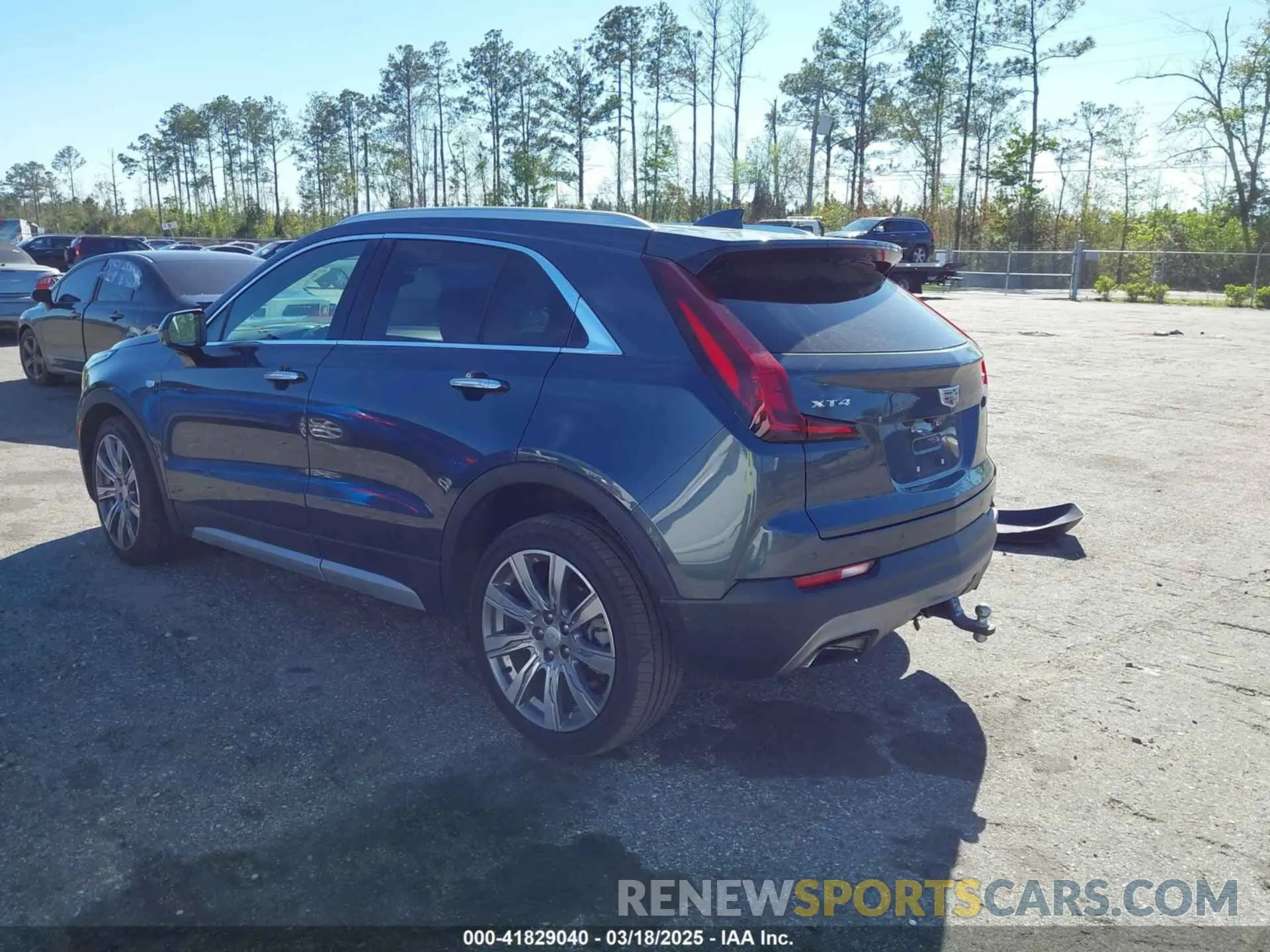3 Photograph of a damaged car 1GYFZCR41KF204050 CADILLAC XT4 2019