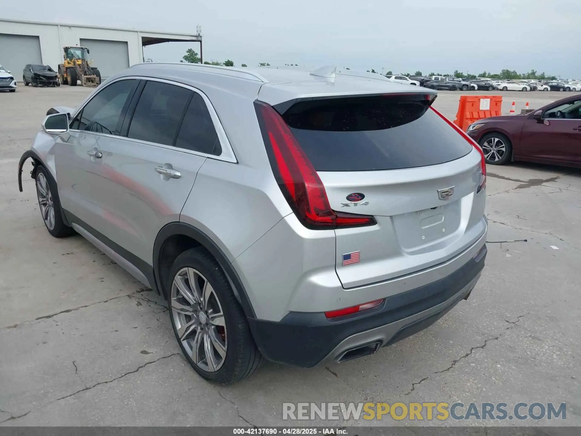 3 Photograph of a damaged car 1GYFZCR42KF189610 CADILLAC XT4 2019