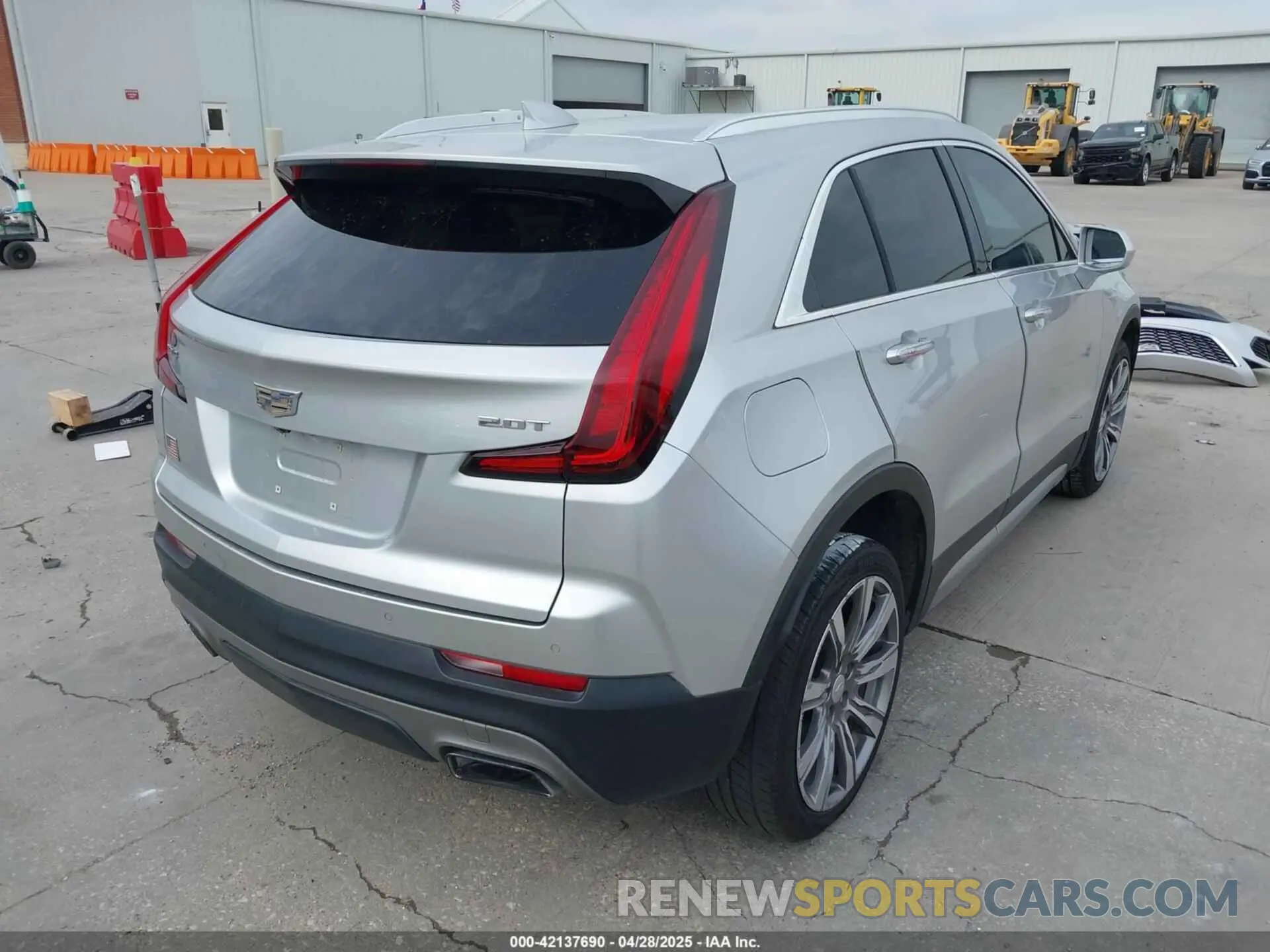 4 Photograph of a damaged car 1GYFZCR42KF189610 CADILLAC XT4 2019