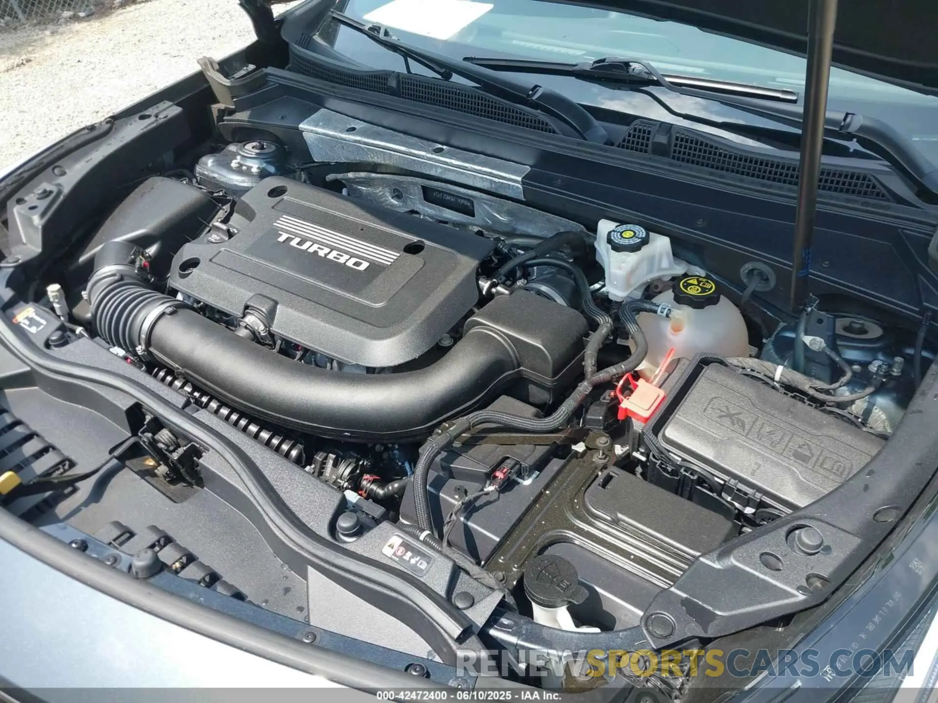 10 Photograph of a damaged car 1GYFZCR43KF143980 CADILLAC XT4 2019