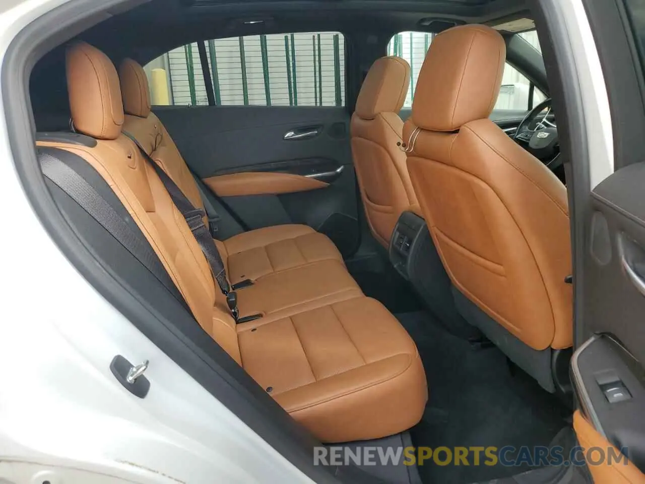 11 Photograph of a damaged car 1GYFZCR43KF151044 CADILLAC XT4 2019