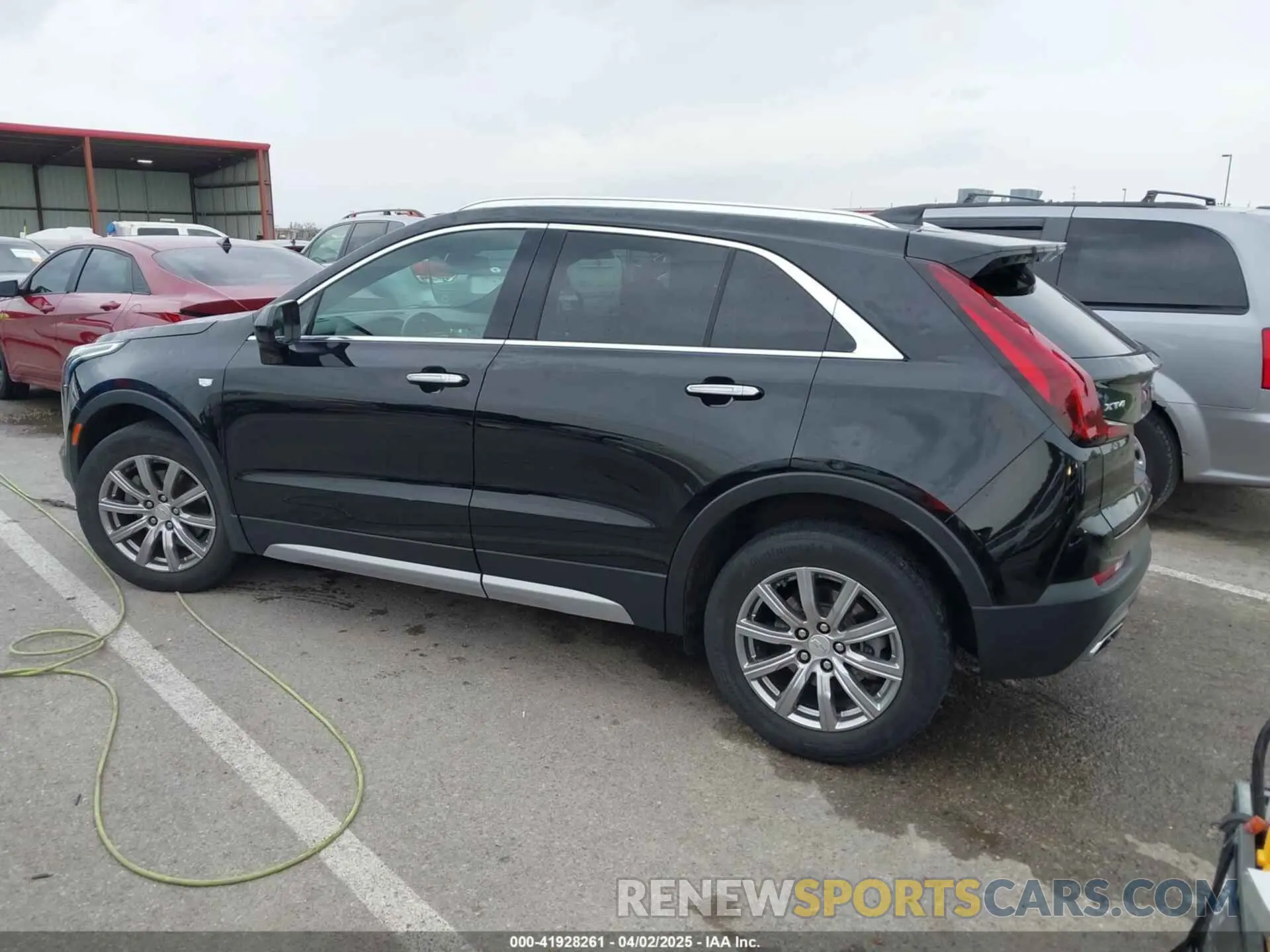 14 Photograph of a damaged car 1GYFZCR43KF212439 CADILLAC XT4 2019