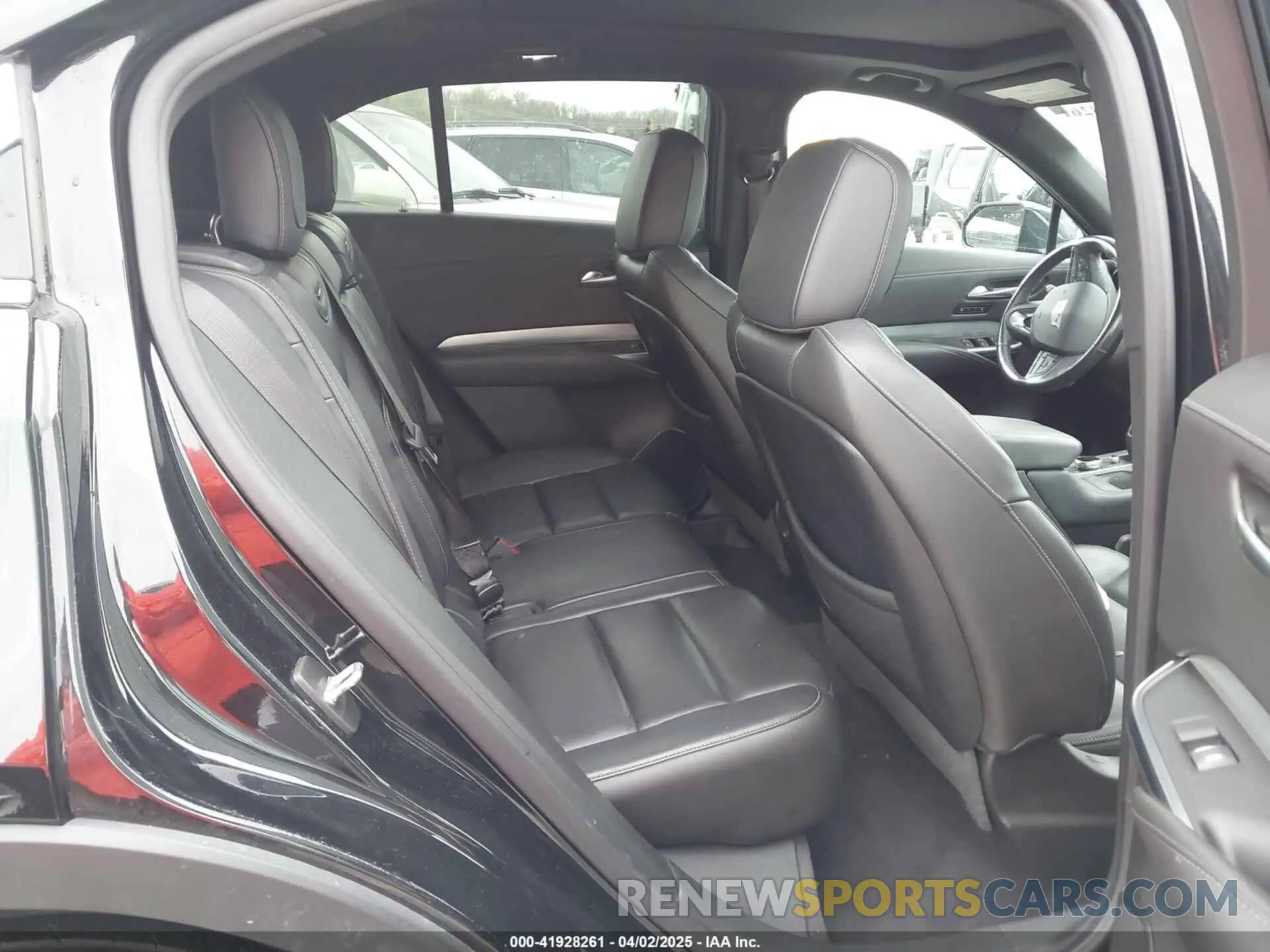 8 Photograph of a damaged car 1GYFZCR43KF212439 CADILLAC XT4 2019