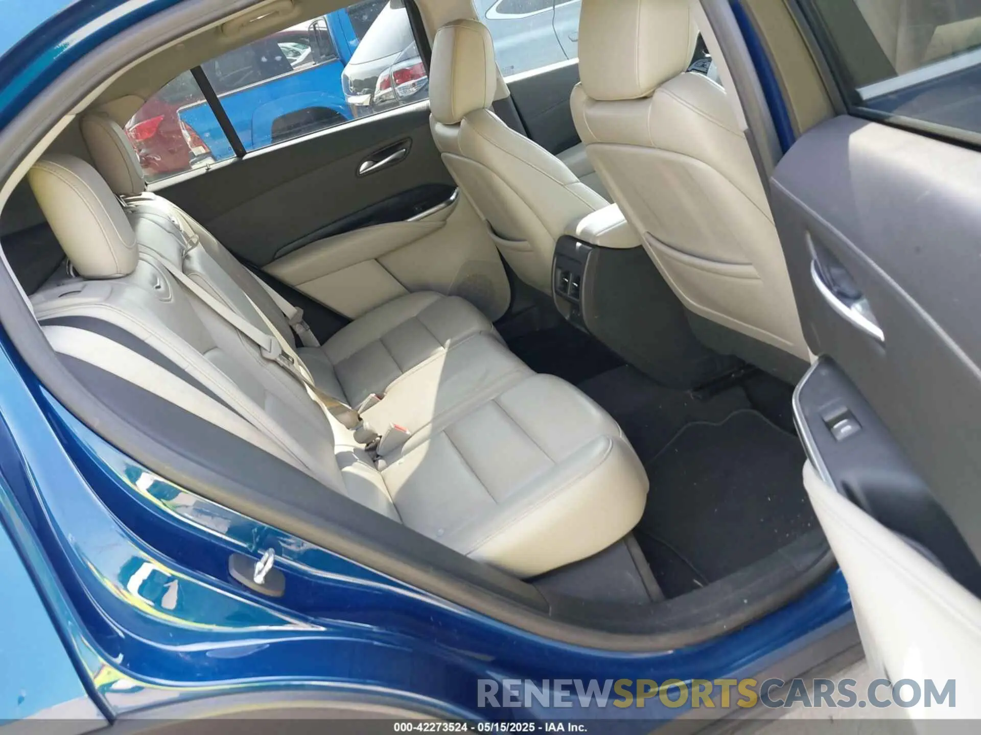 8 Photograph of a damaged car 1GYFZCR44KF144295 CADILLAC XT4 2019