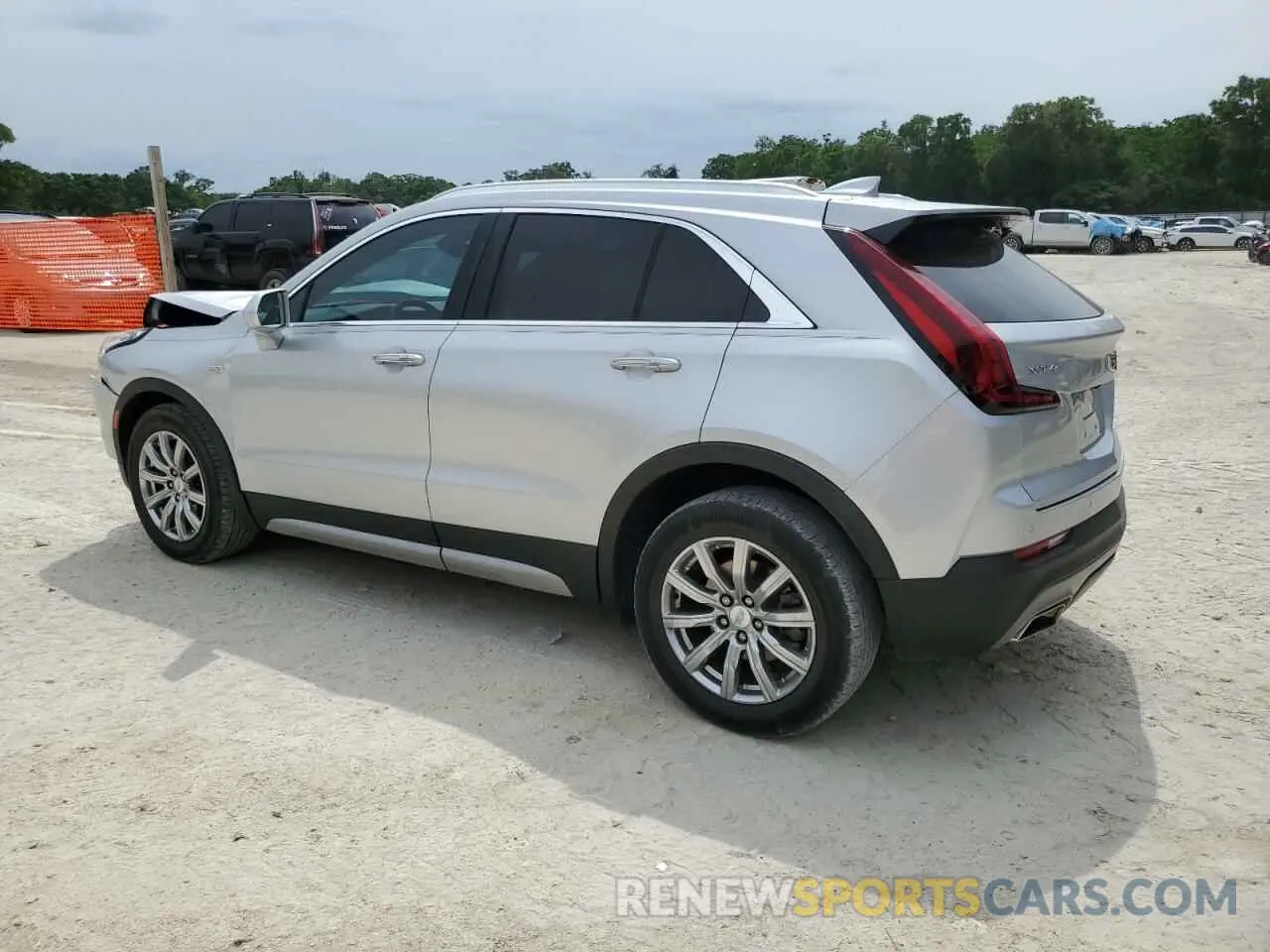 2 Photograph of a damaged car 1GYFZCR44KF195554 CADILLAC XT4 2019