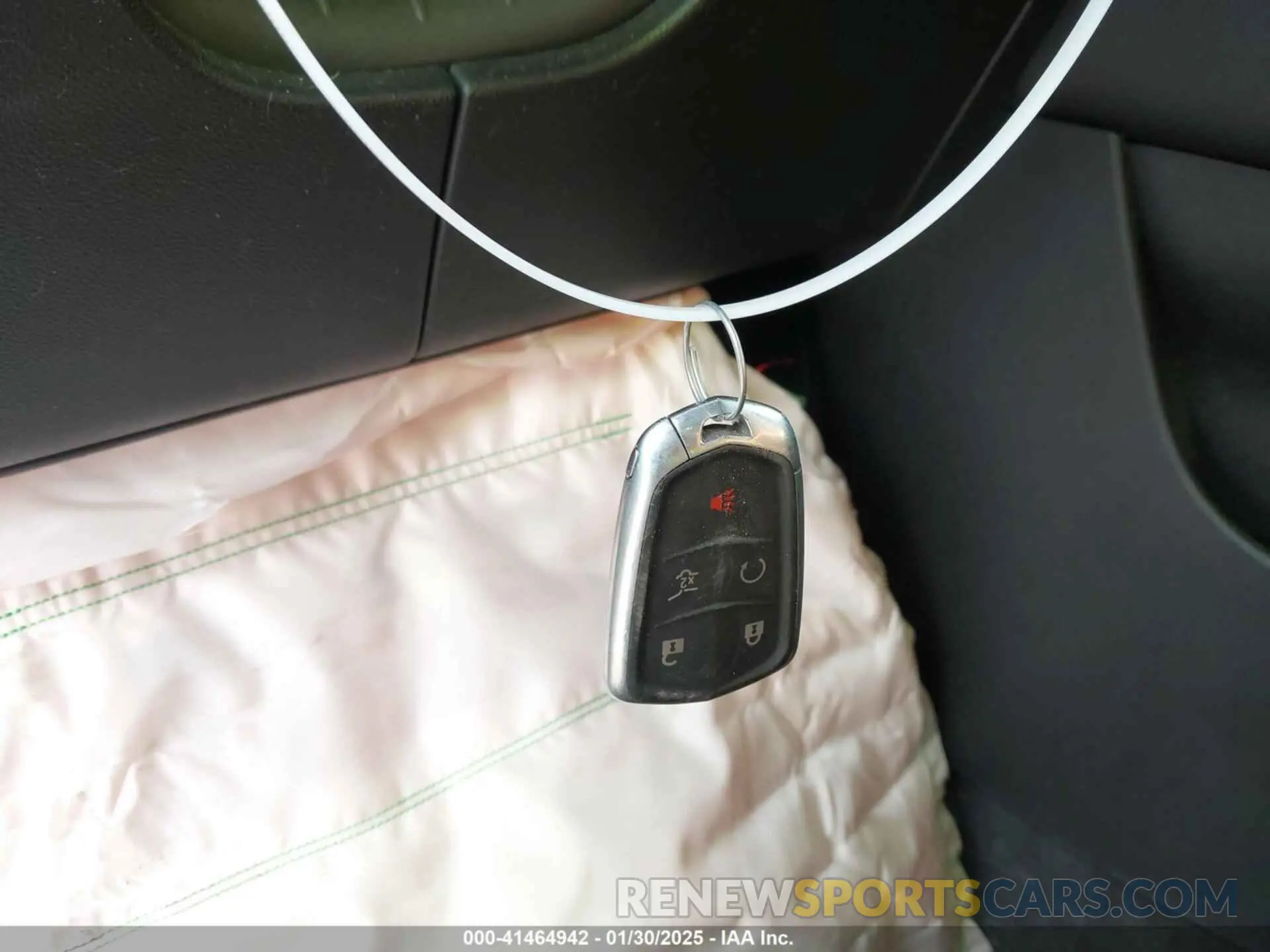 11 Photograph of a damaged car 1GYFZCR45KF133712 CADILLAC XT4 2019