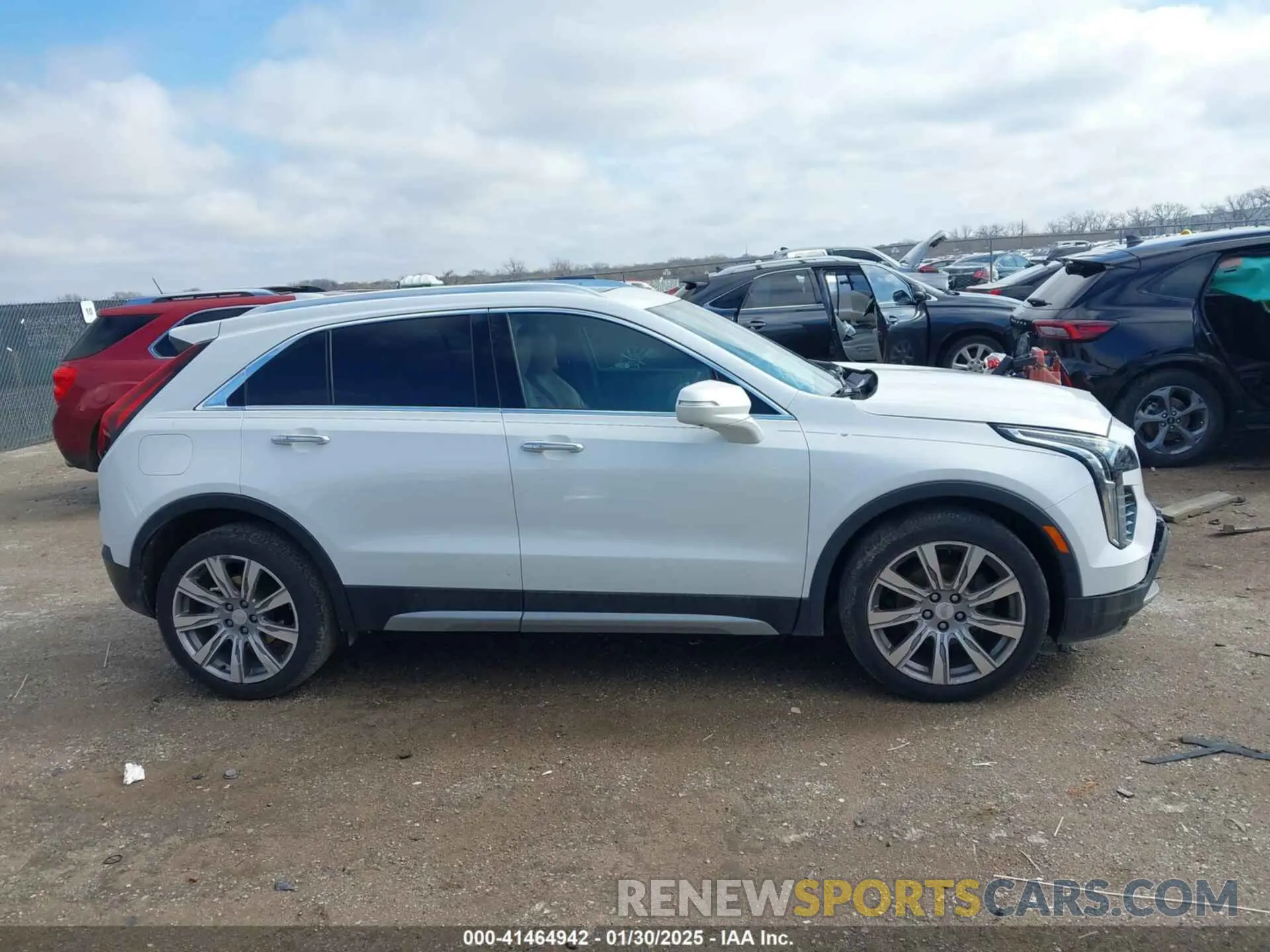 13 Photograph of a damaged car 1GYFZCR45KF133712 CADILLAC XT4 2019