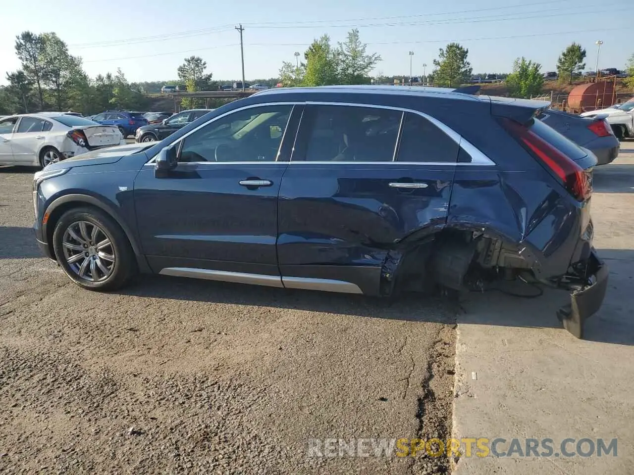 2 Photograph of a damaged car 1GYFZCR45KF188354 CADILLAC XT4 2019