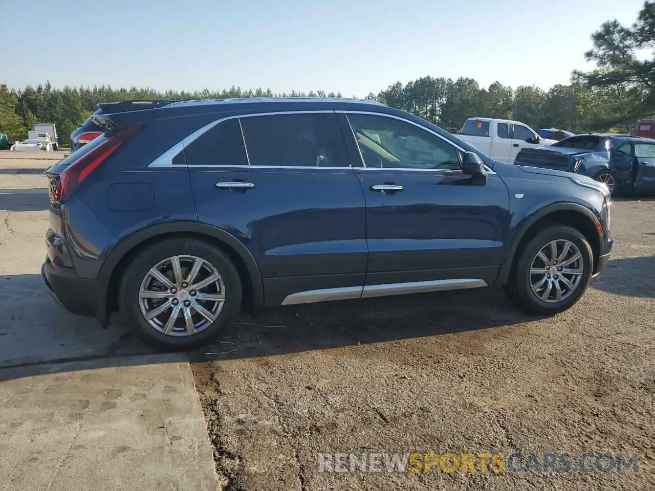 3 Photograph of a damaged car 1GYFZCR45KF188354 CADILLAC XT4 2019