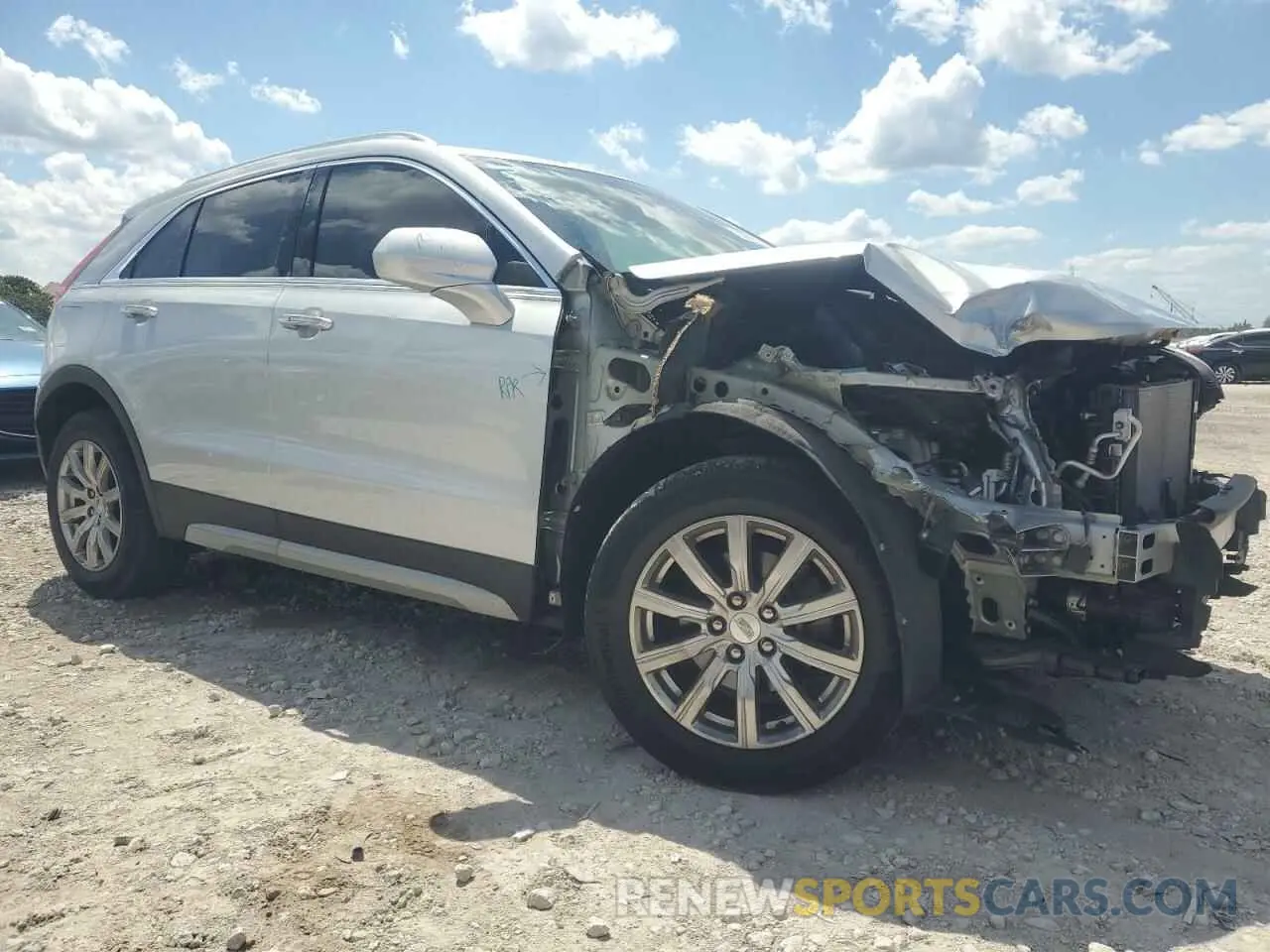 4 Photograph of a damaged car 1GYFZCR45KF197569 CADILLAC XT4 2019