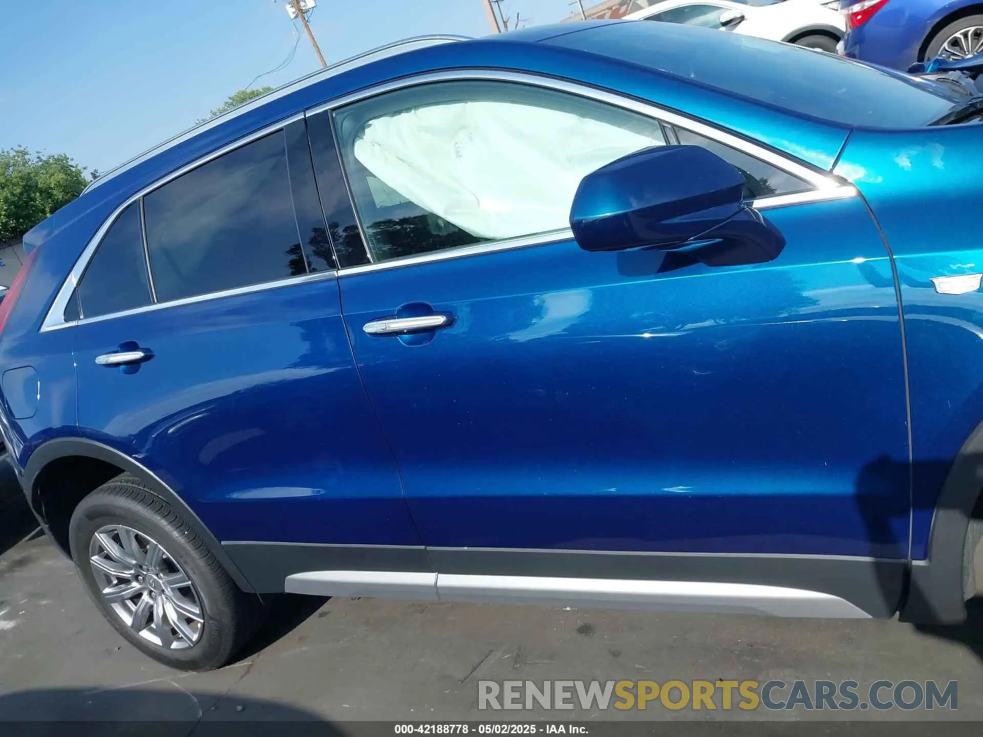 14 Photograph of a damaged car 1GYFZCR45KF202947 CADILLAC XT4 2019