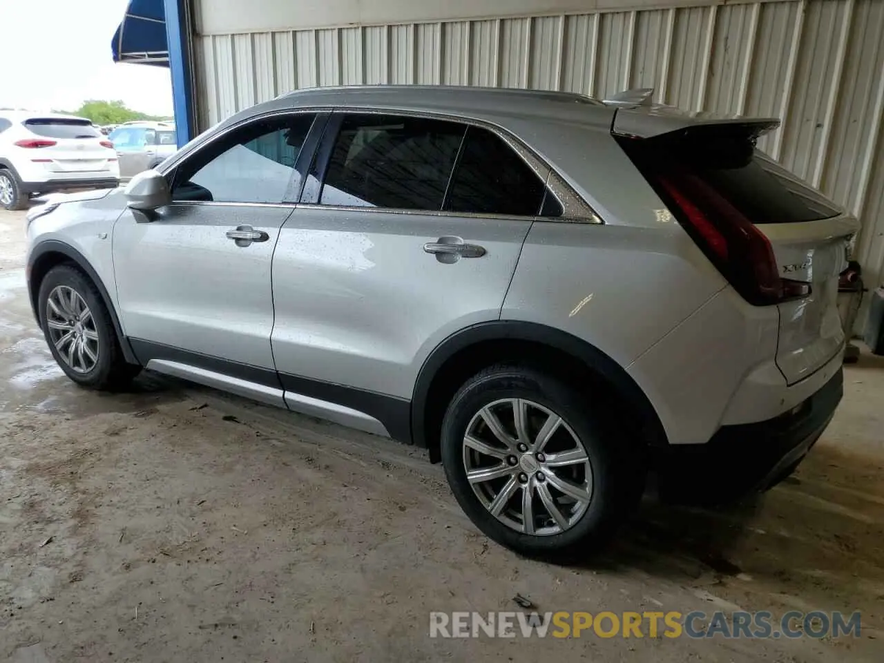 2 Photograph of a damaged car 1GYFZCR46KF198424 CADILLAC XT4 2019