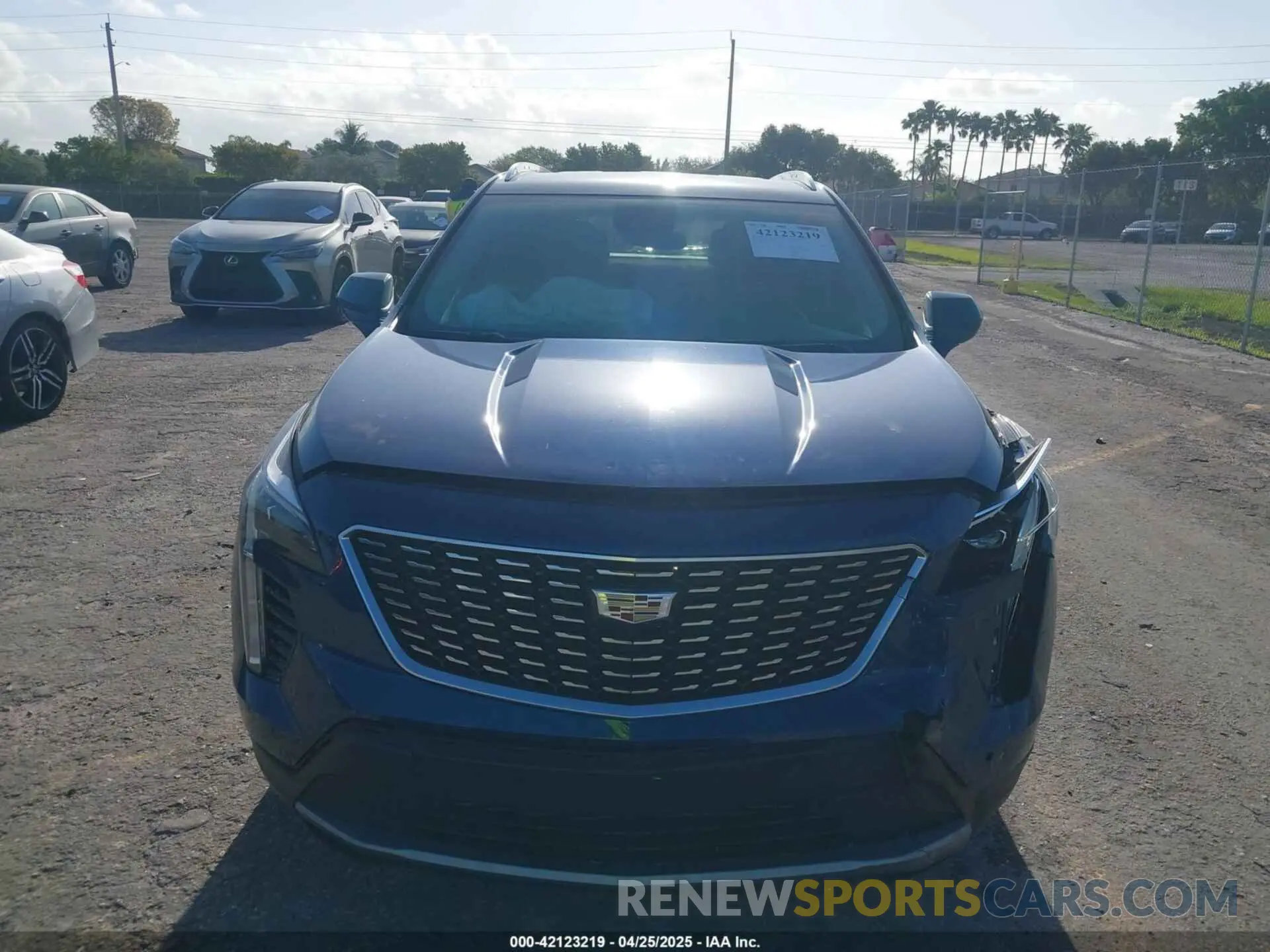 12 Photograph of a damaged car 1GYFZCR47KF128284 CADILLAC XT4 2019