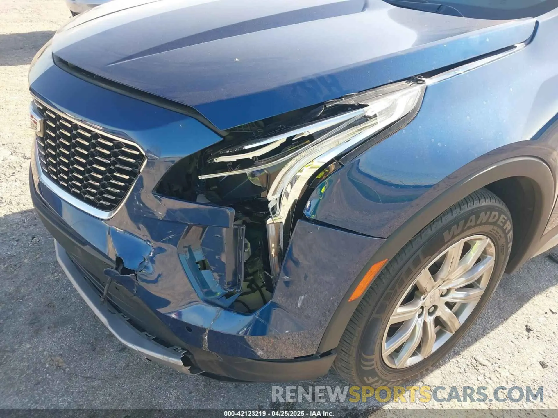 6 Photograph of a damaged car 1GYFZCR47KF128284 CADILLAC XT4 2019