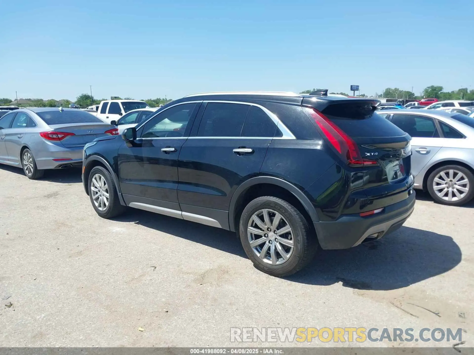 3 Photograph of a damaged car 1GYFZCR48KF141478 CADILLAC XT4 2019