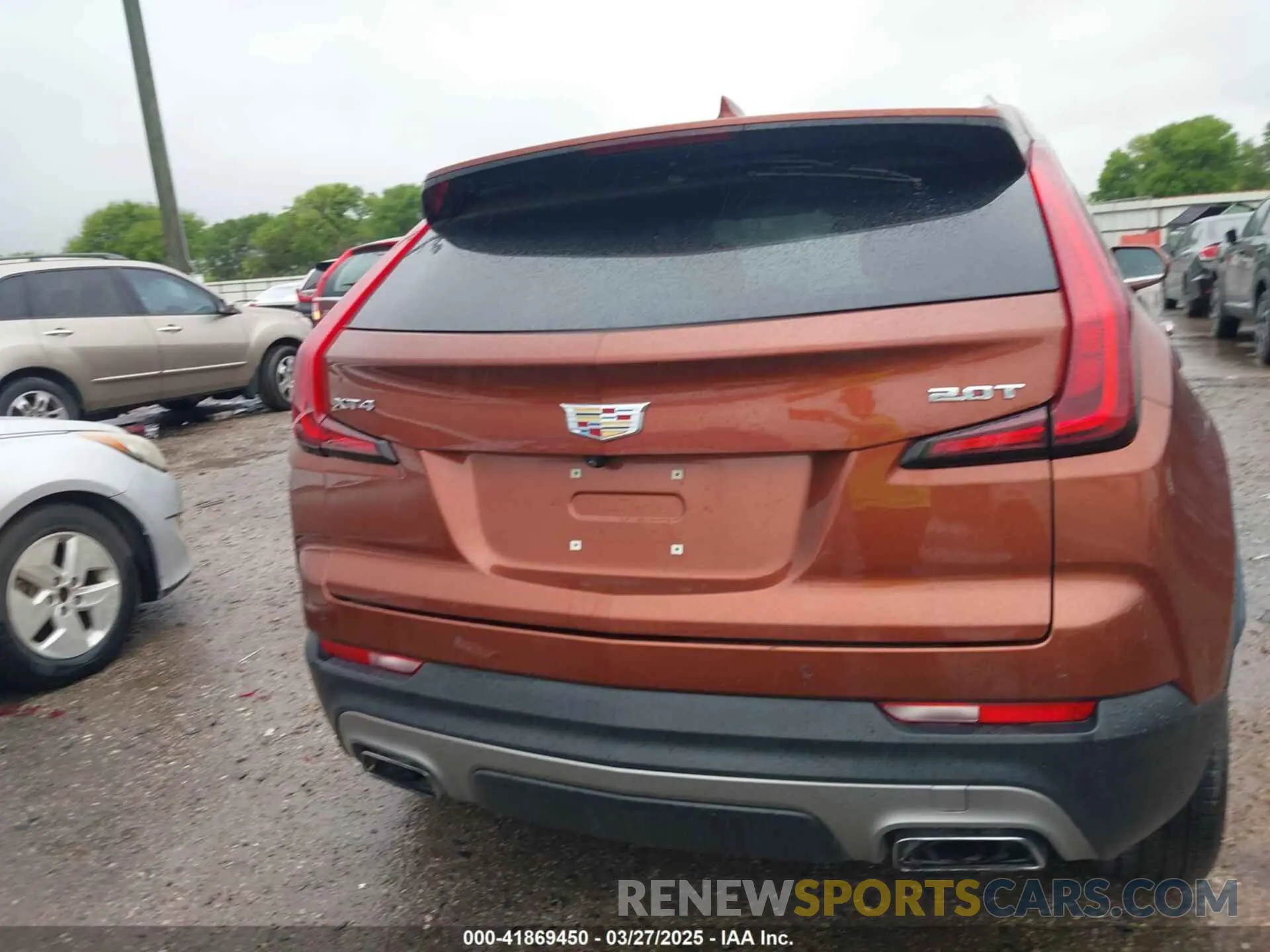 16 Photograph of a damaged car 1GYFZCR48KF208483 CADILLAC XT4 2019