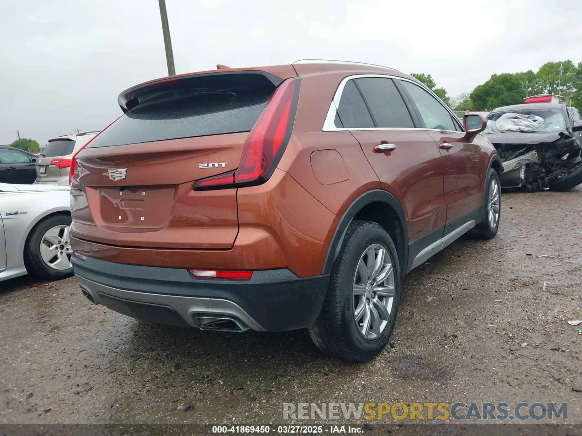 4 Photograph of a damaged car 1GYFZCR48KF208483 CADILLAC XT4 2019