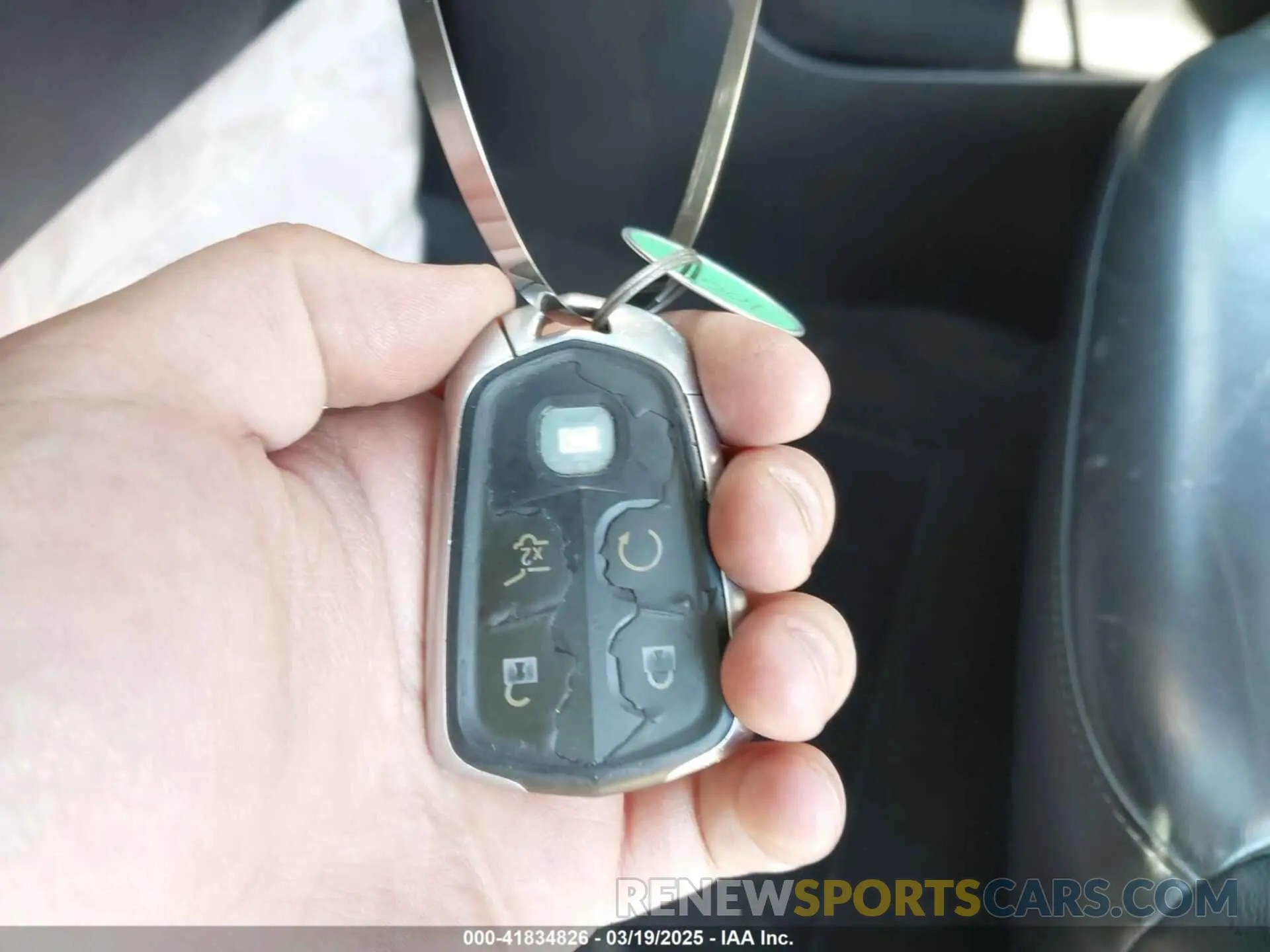11 Photograph of a damaged car 1GYFZDR41KF213000 CADILLAC XT4 2019