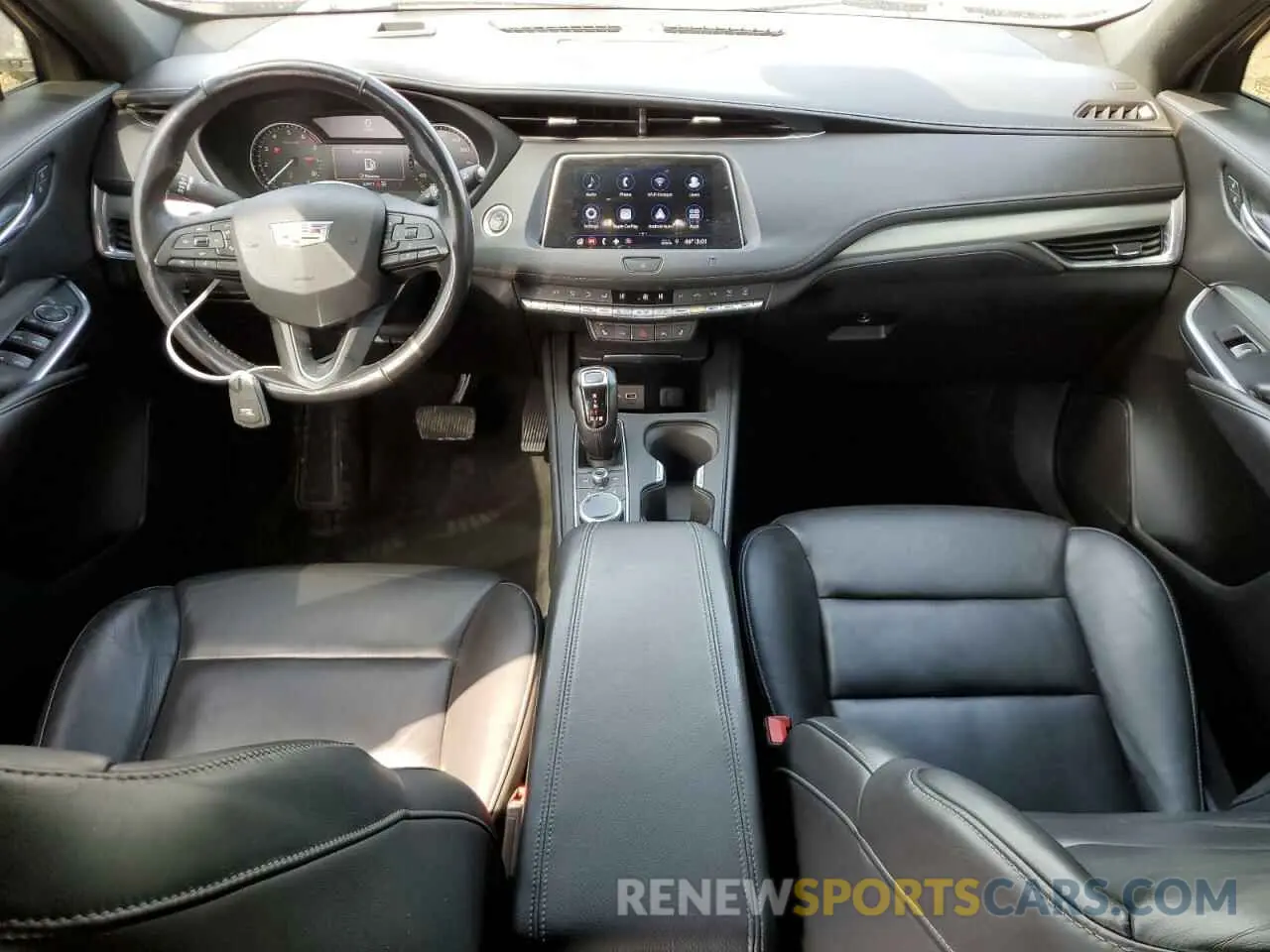8 Photograph of a damaged car 1GYFZDR41KF213806 CADILLAC XT4 2019