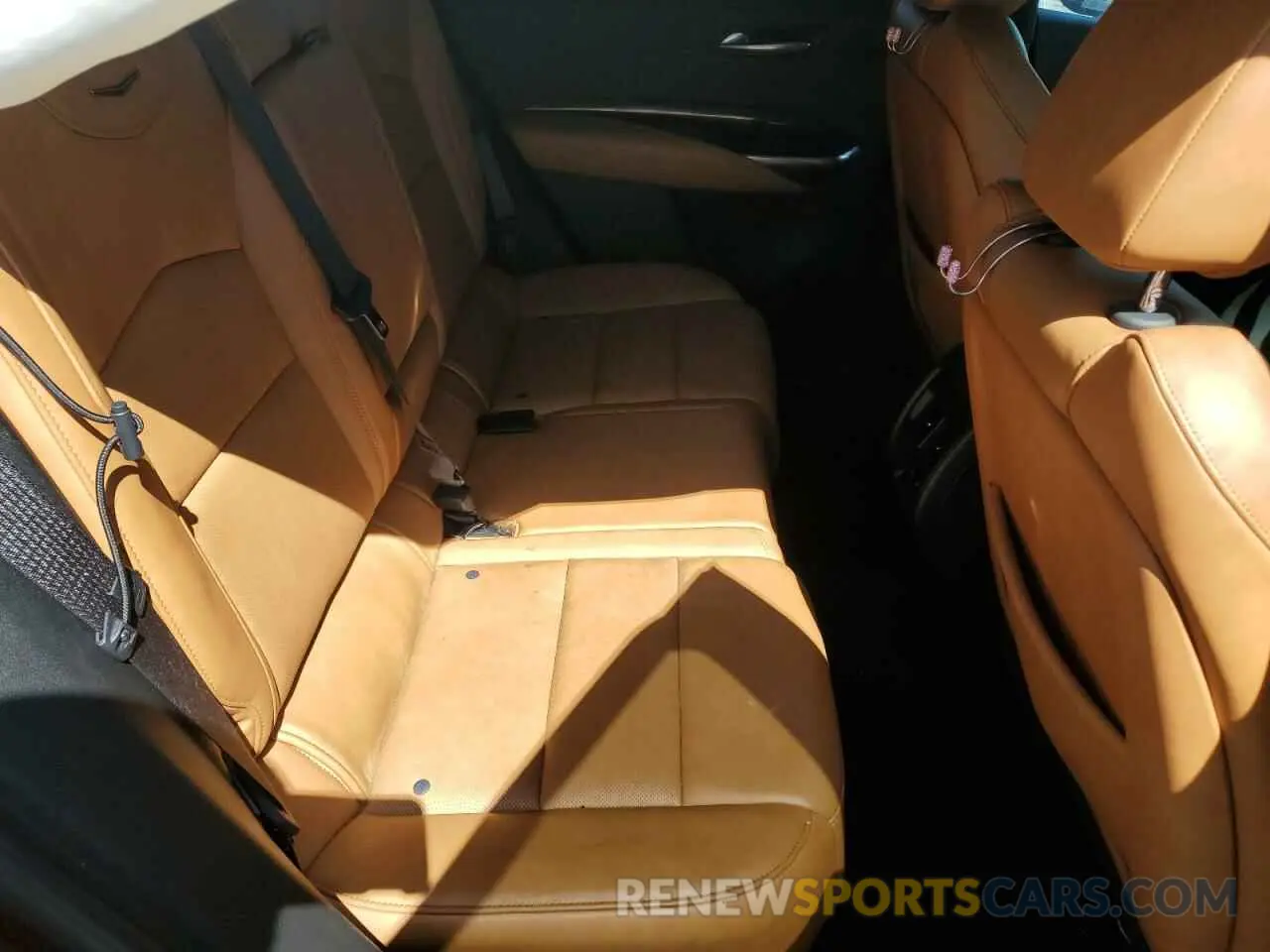 11 Photograph of a damaged car 1GYFZDR42KF214298 CADILLAC XT4 2019