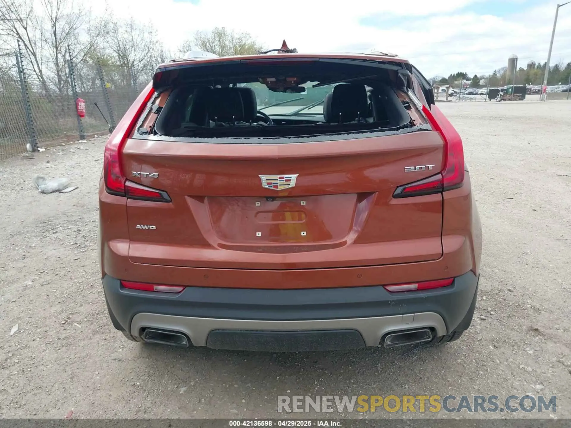 15 Photograph of a damaged car 1GYFZDR45KF183306 CADILLAC XT4 2019