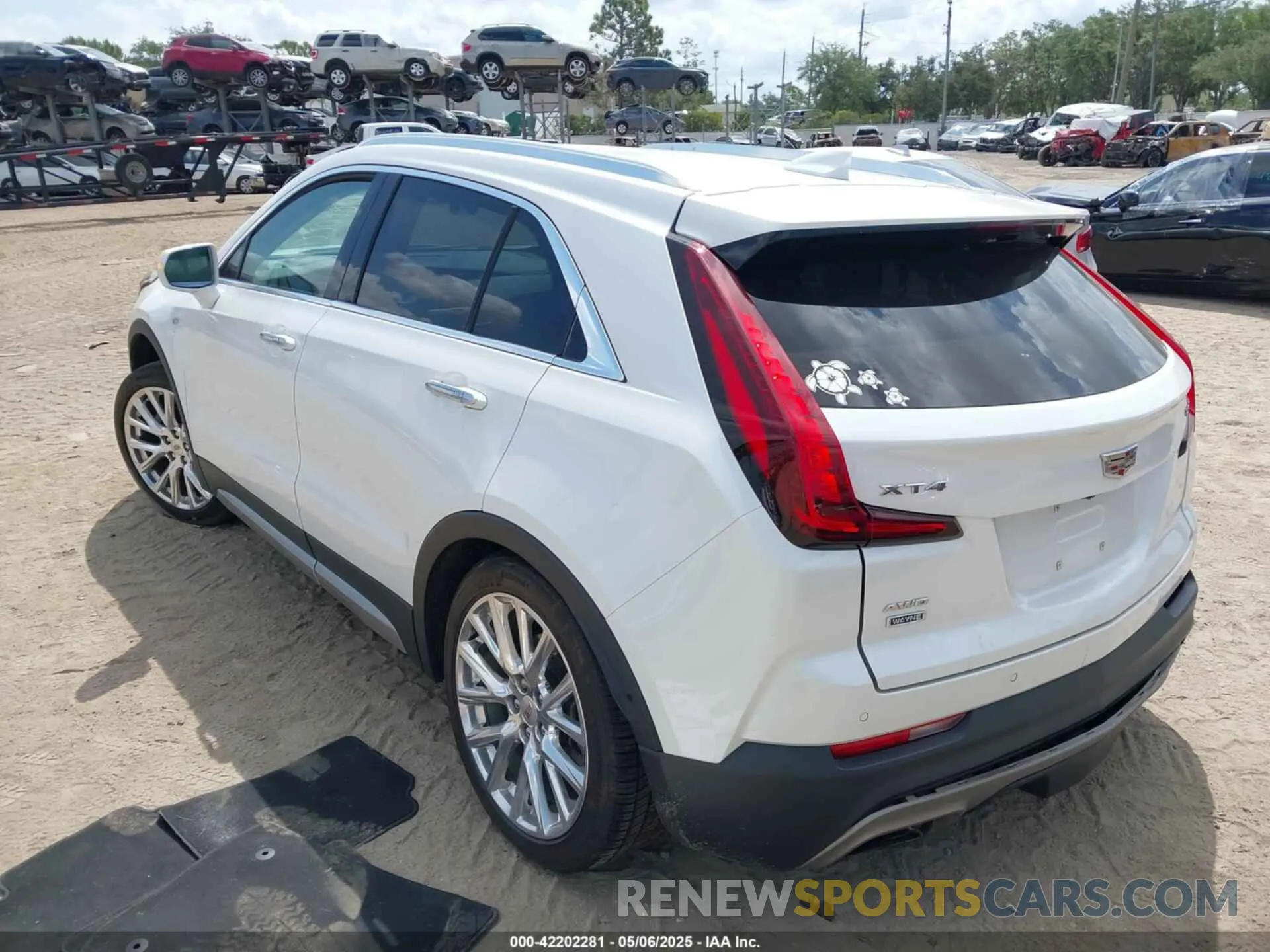 3 Photograph of a damaged car 1GYFZDR48KF131619 CADILLAC XT4 2019