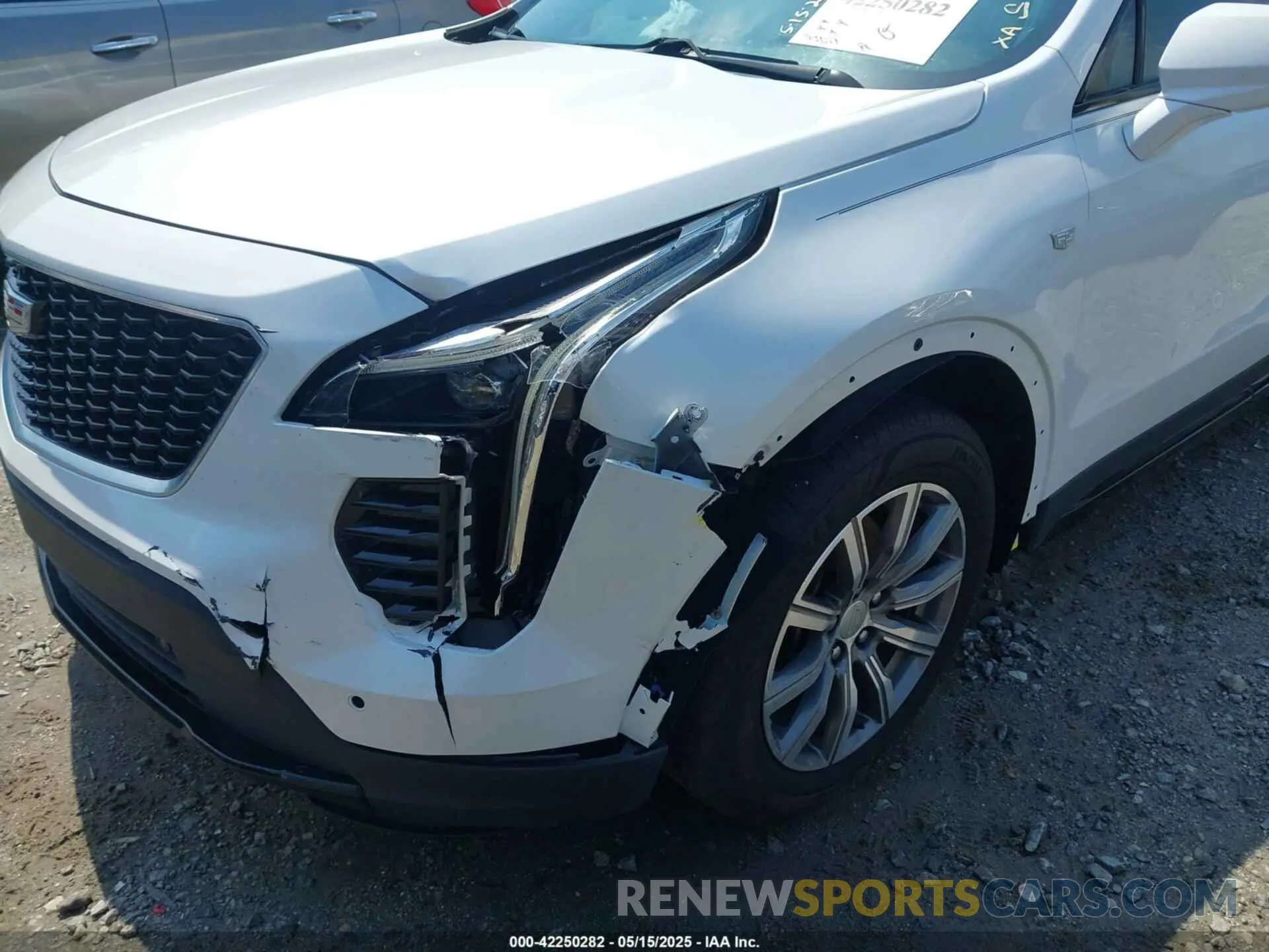 6 Photograph of a damaged car 1GYFZER40KF163373 CADILLAC XT4 2019