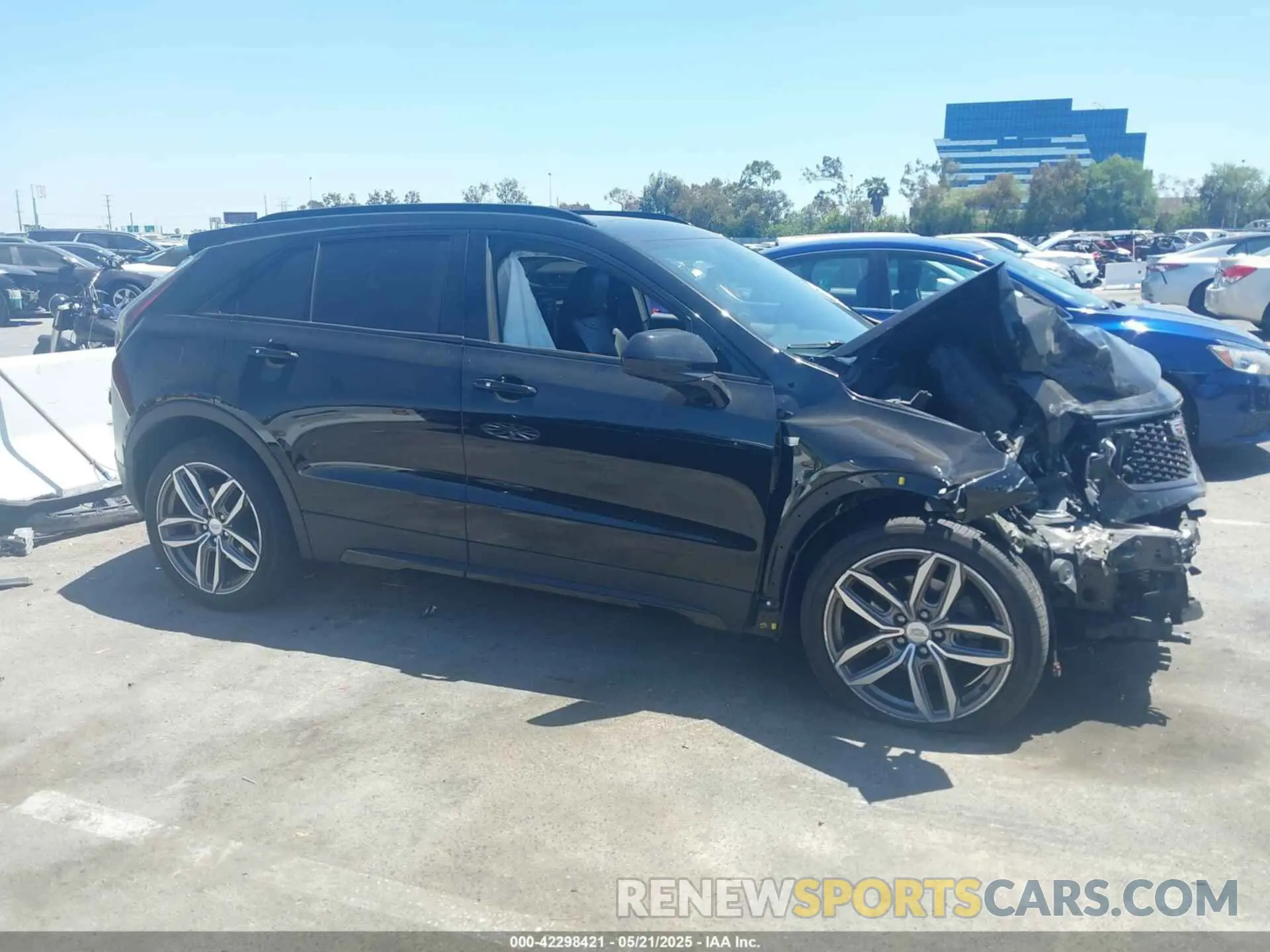 14 Photograph of a damaged car 1GYFZER40KF181792 CADILLAC XT4 2019