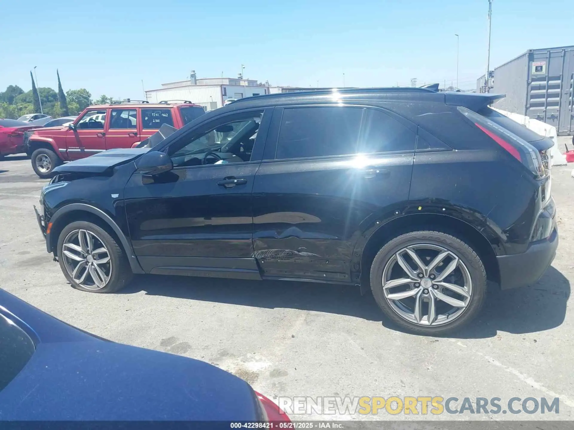 15 Photograph of a damaged car 1GYFZER40KF181792 CADILLAC XT4 2019