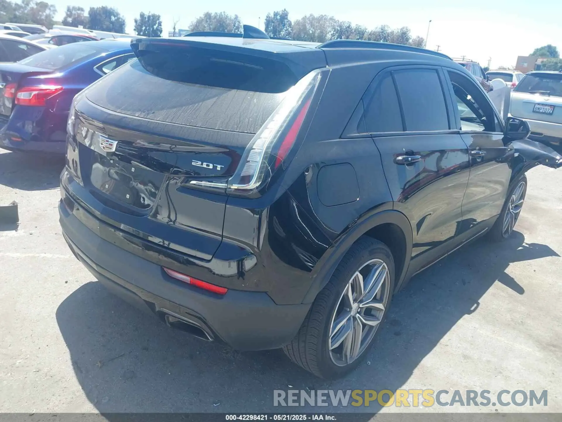 4 Photograph of a damaged car 1GYFZER40KF181792 CADILLAC XT4 2019