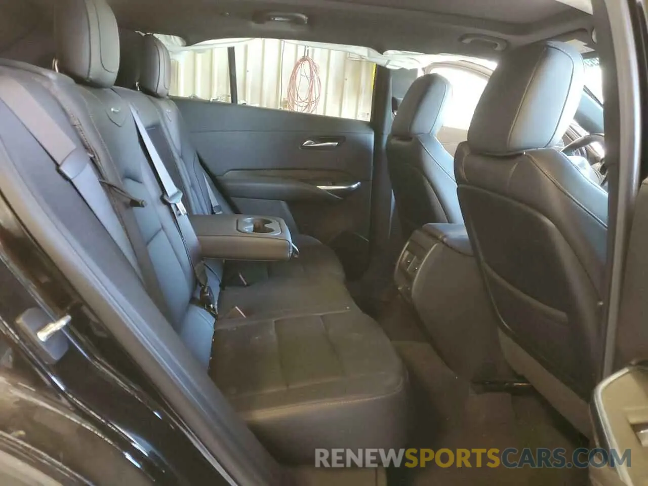 11 Photograph of a damaged car 1GYFZER41KF197225 CADILLAC XT4 2019