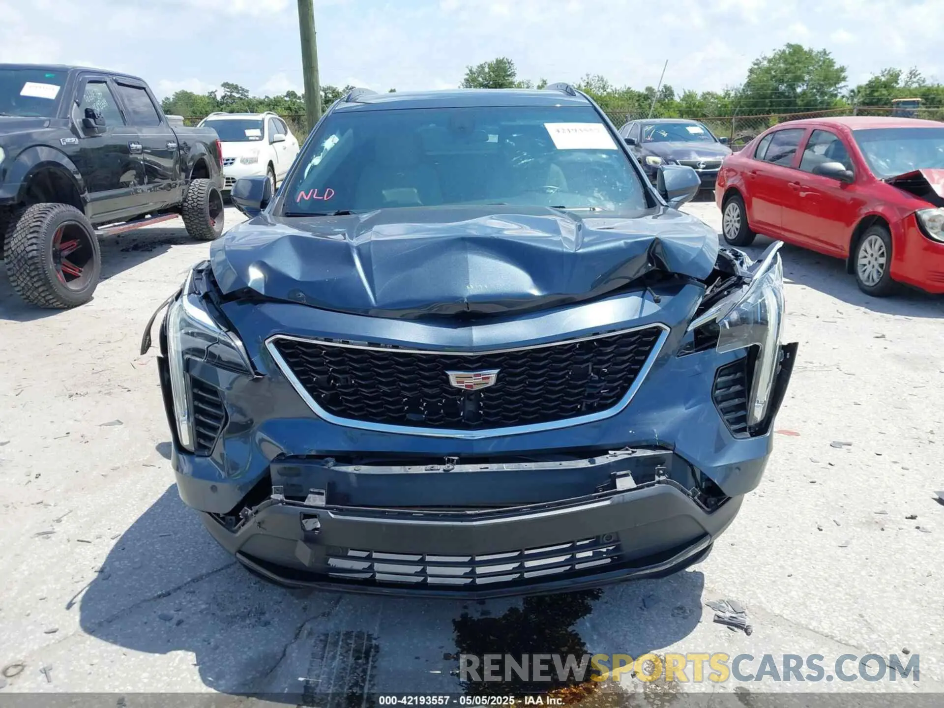12 Photograph of a damaged car 1GYFZER42KF107032 CADILLAC XT4 2019