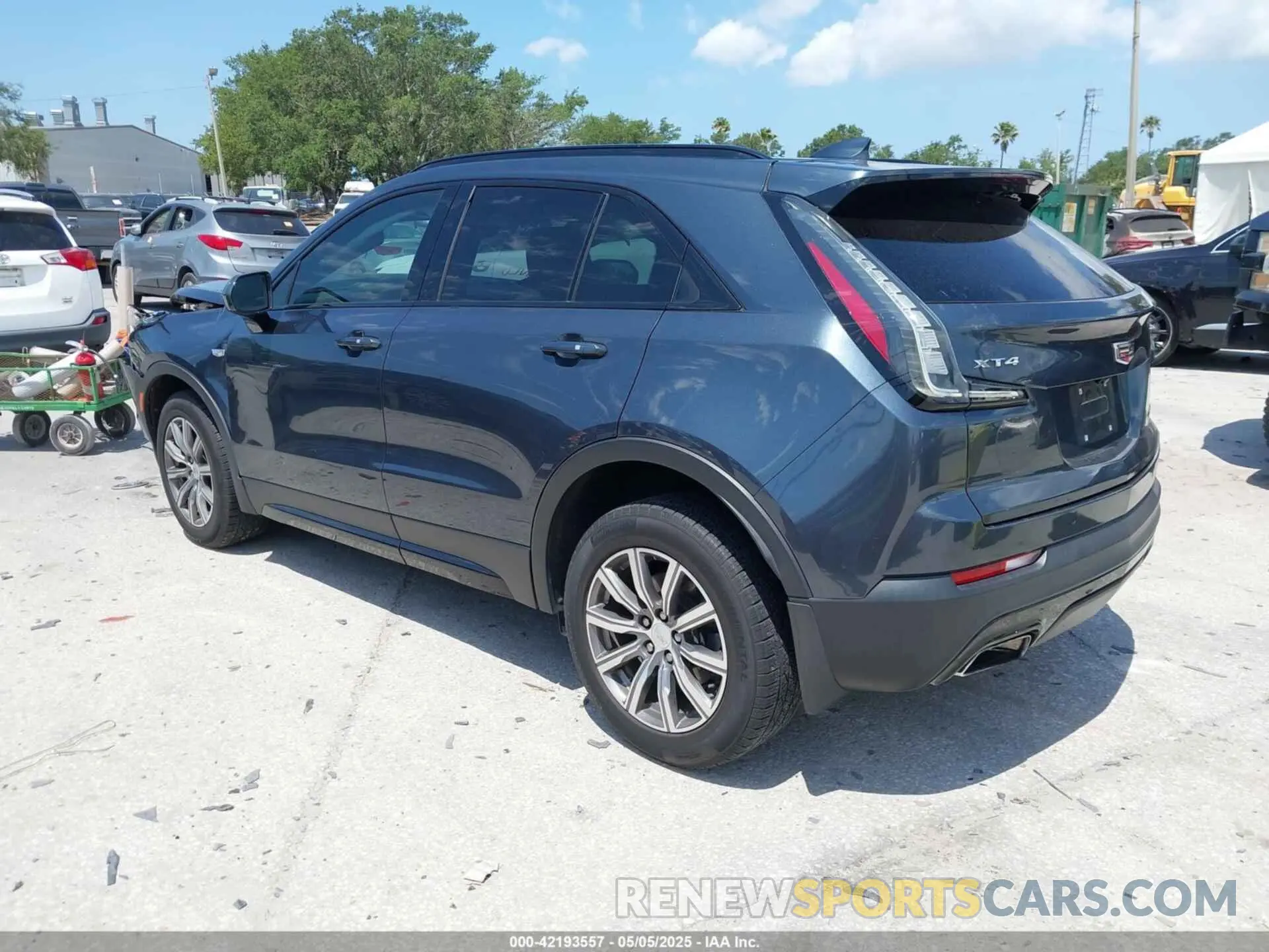 3 Photograph of a damaged car 1GYFZER42KF107032 CADILLAC XT4 2019