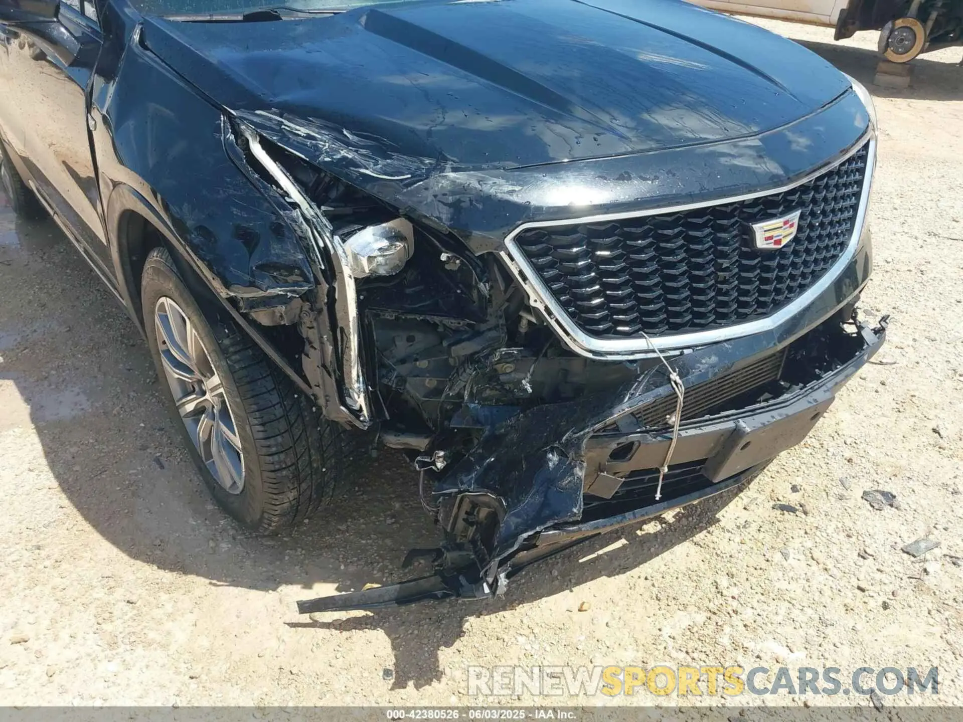 6 Photograph of a damaged car 1GYFZER44KF103029 CADILLAC XT4 2019