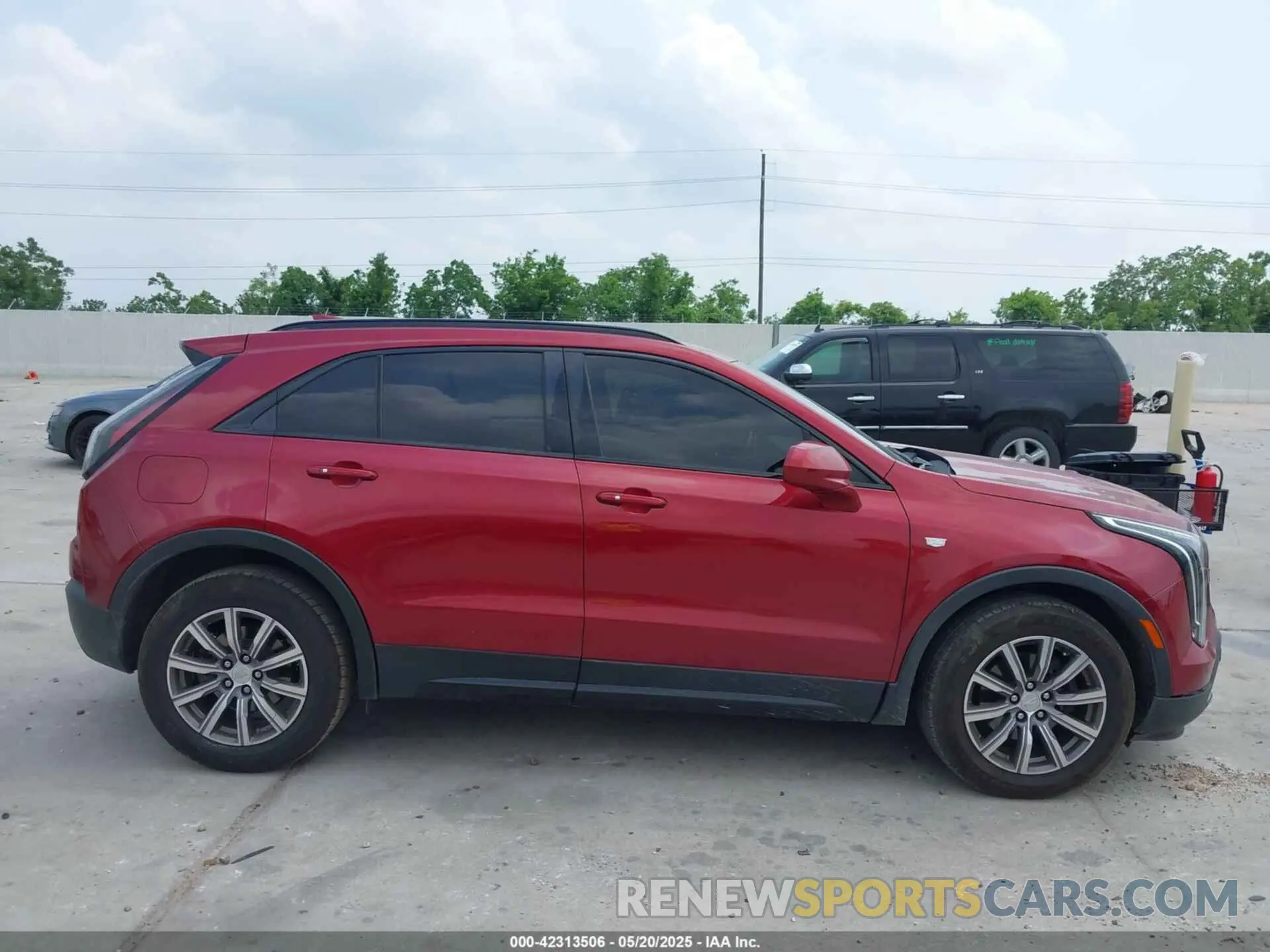 13 Photograph of a damaged car 1GYFZER44KF122616 CADILLAC XT4 2019