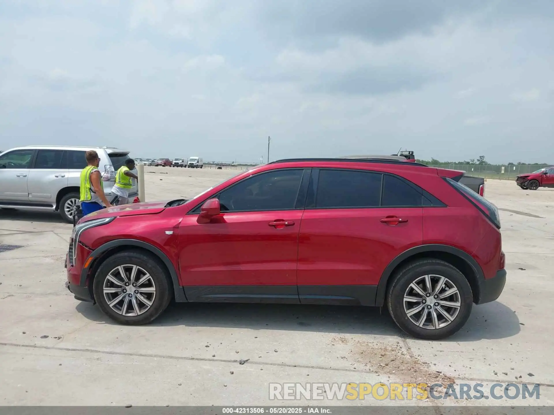 14 Photograph of a damaged car 1GYFZER44KF122616 CADILLAC XT4 2019