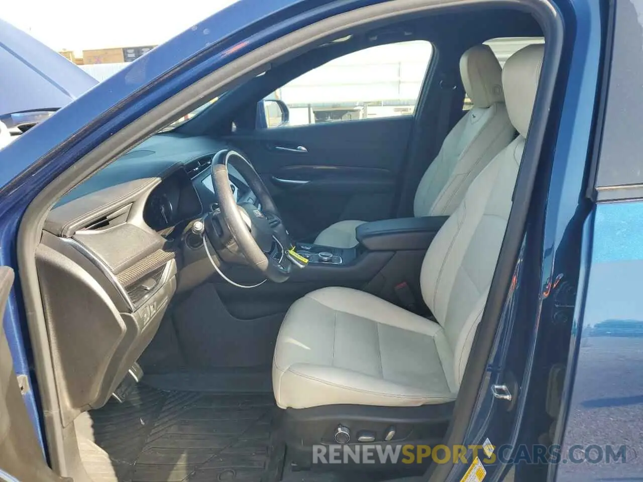 7 Photograph of a damaged car 1GYFZER44KF158466 CADILLAC XT4 2019